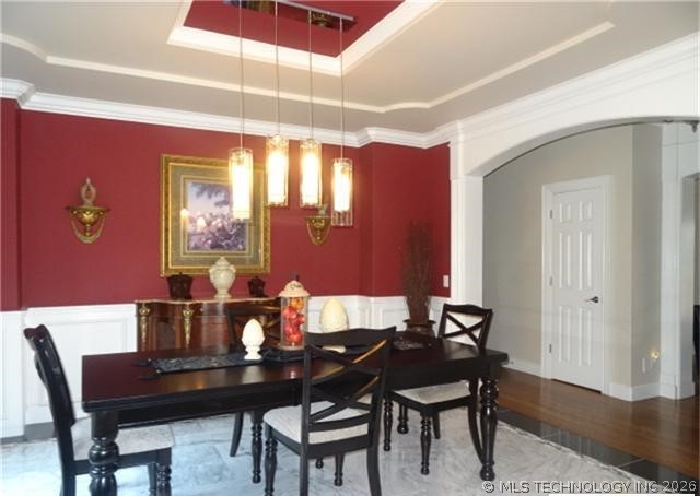 6109 S Marion Avenue Property Photo 5
