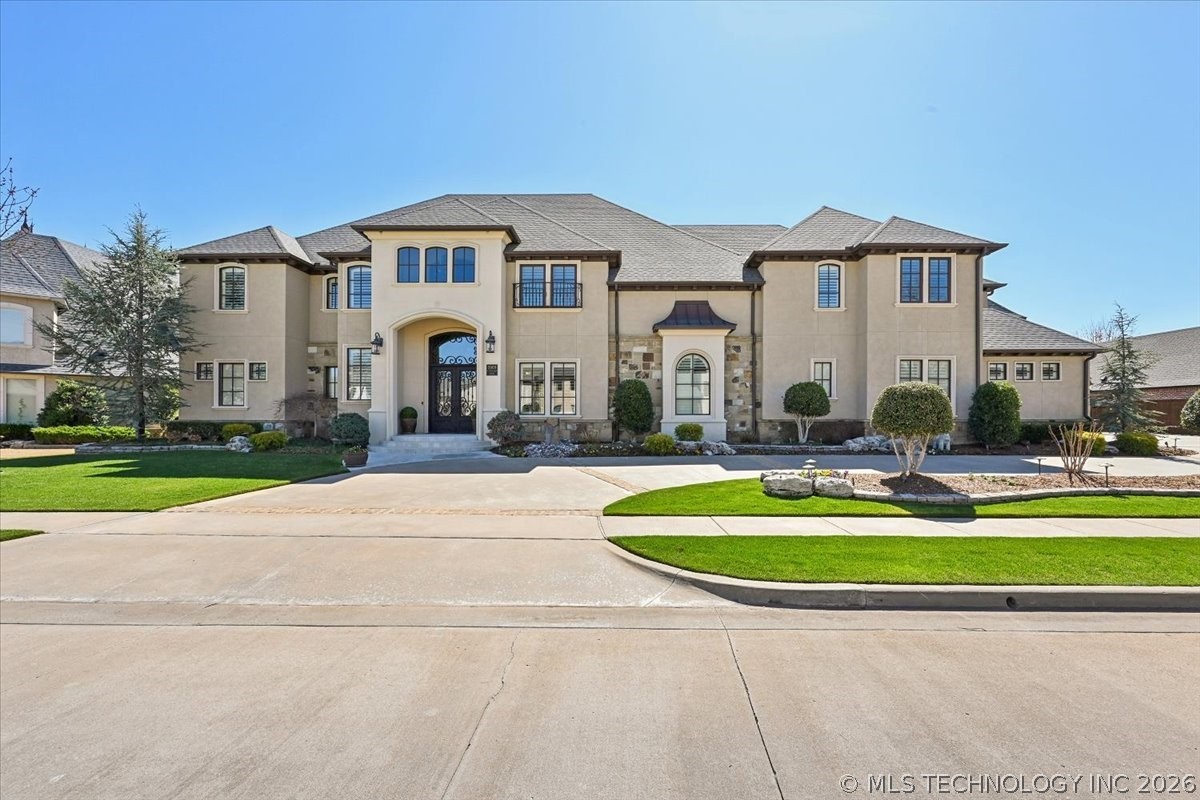 5909 W Twin Oaks Street Property Photo 1