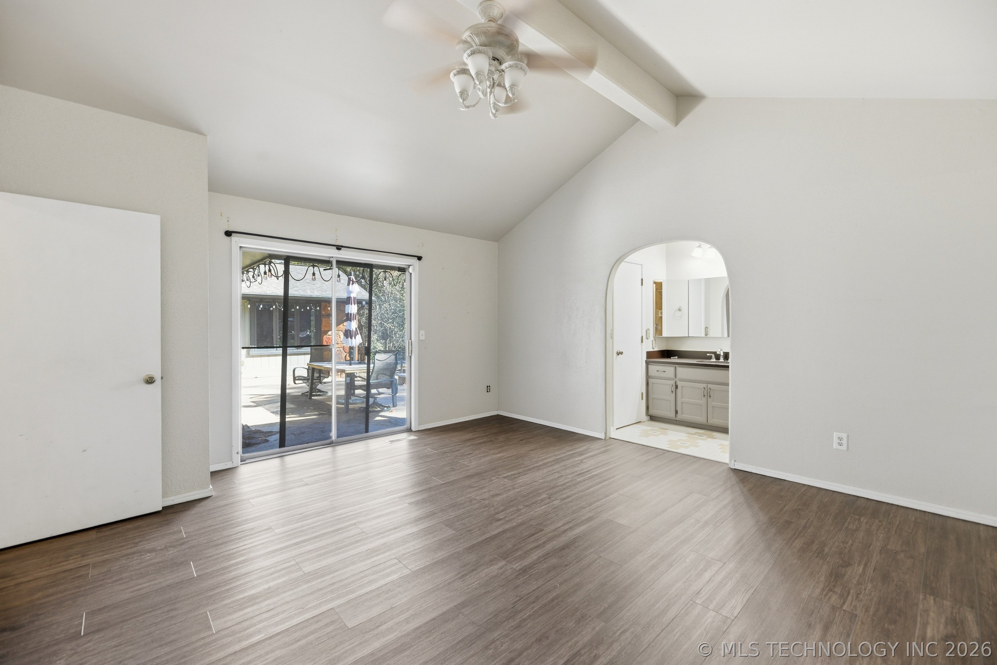 605 E Van Buren Street Property Photo 24