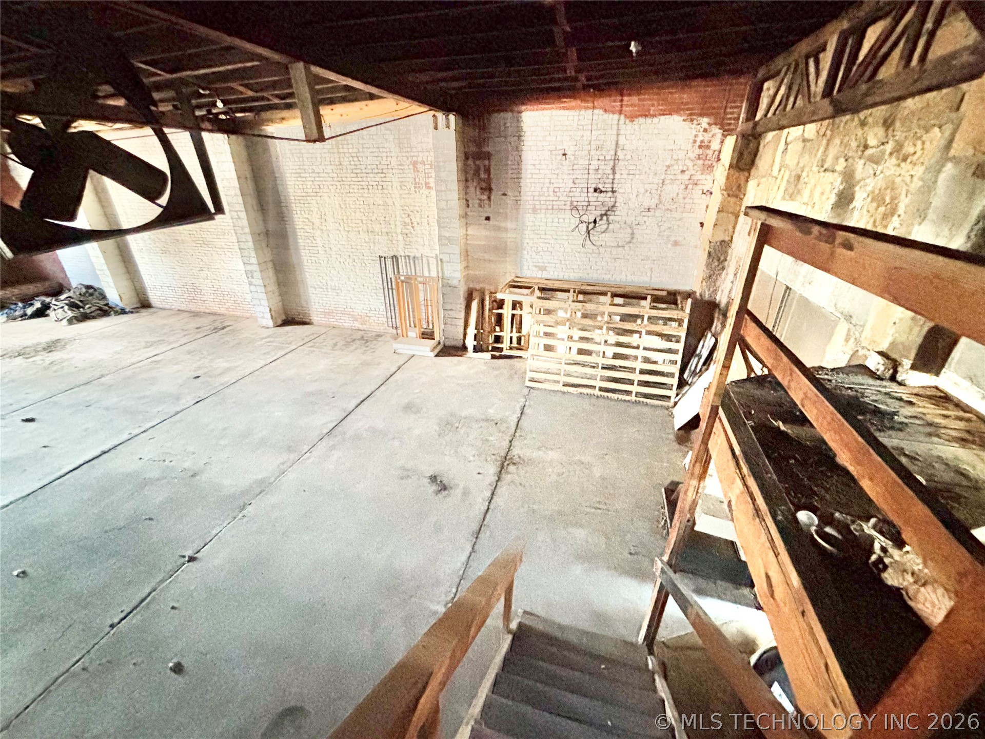 206 S Broadway Street Property Photo 11