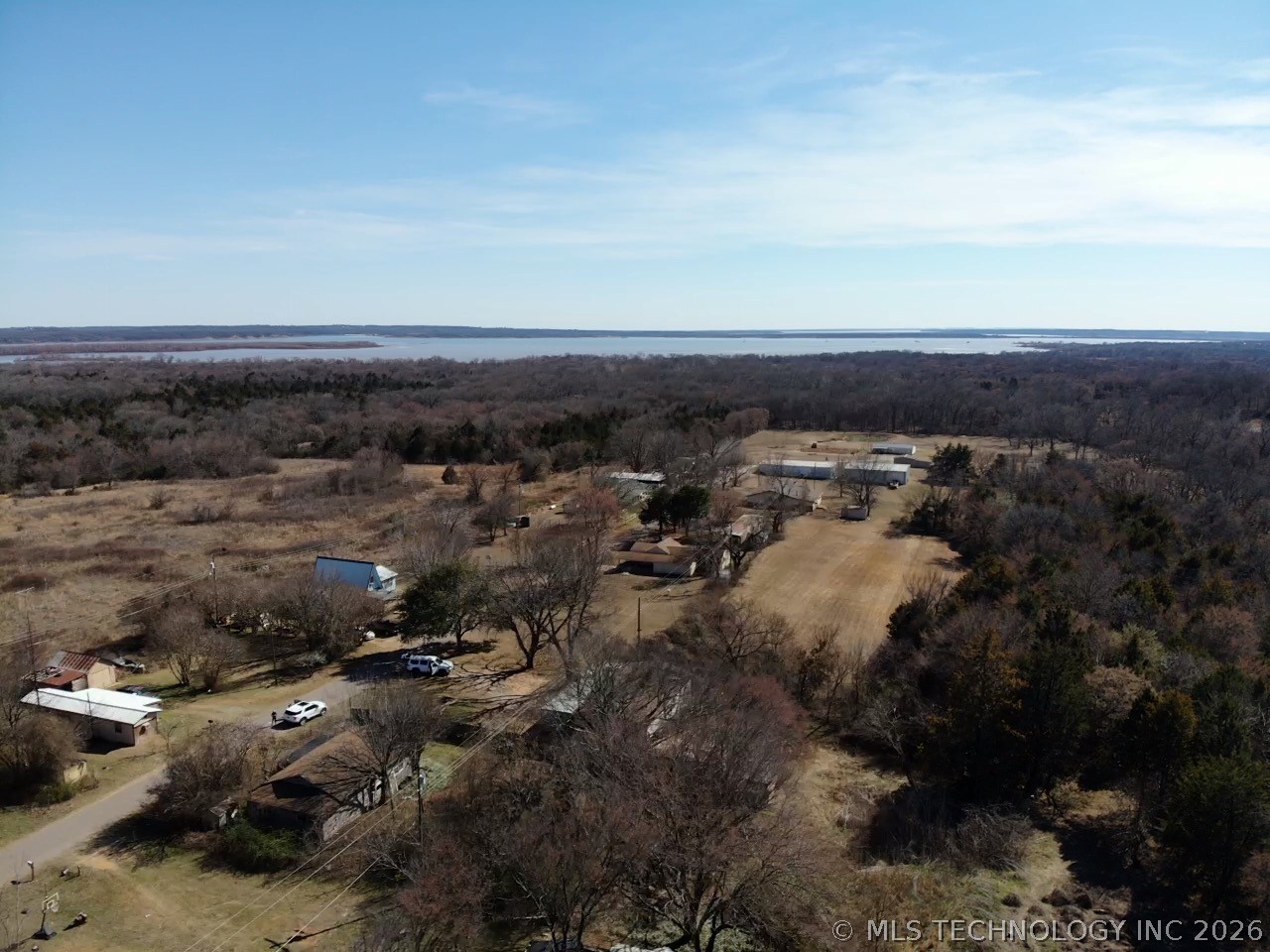 16155 Hicks Property Photo 4