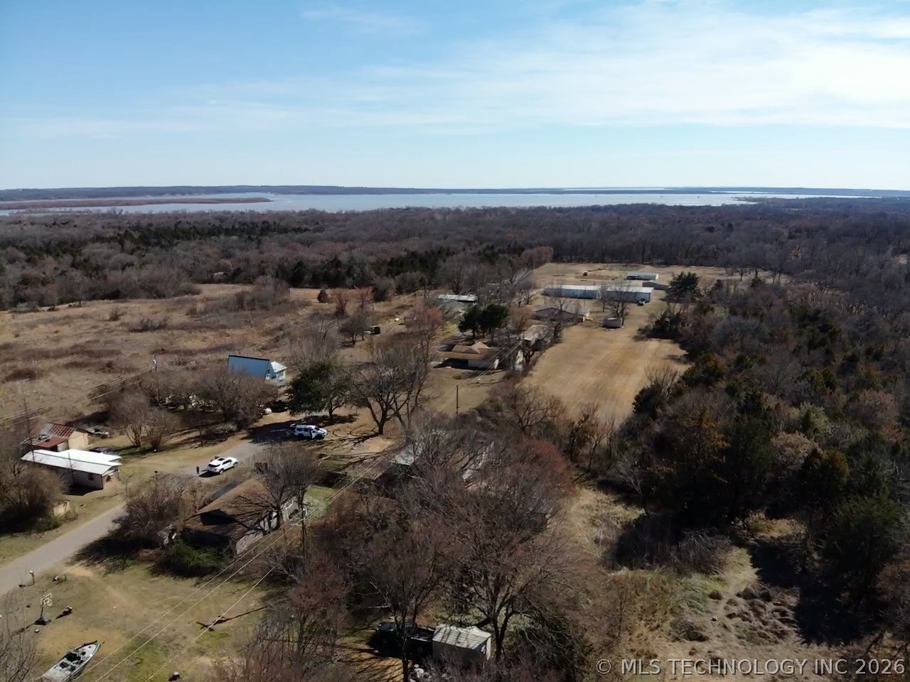 16155 Hicks Property Photo 5