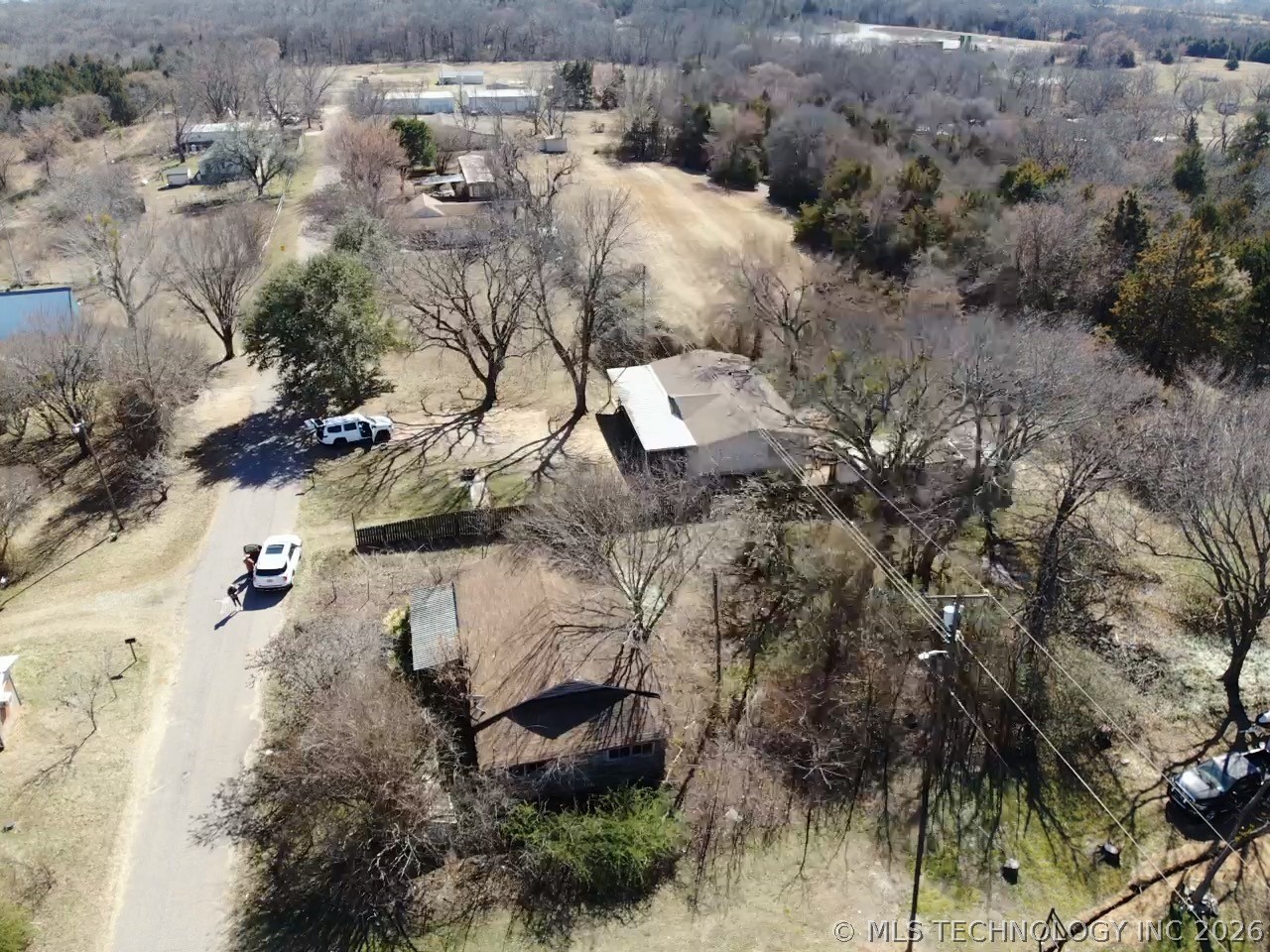 16155 Hicks Property Photo 7