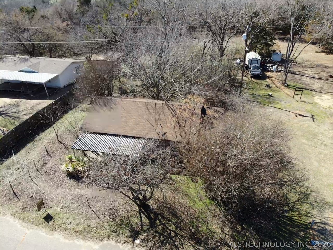 16155 Hicks Property Photo 9