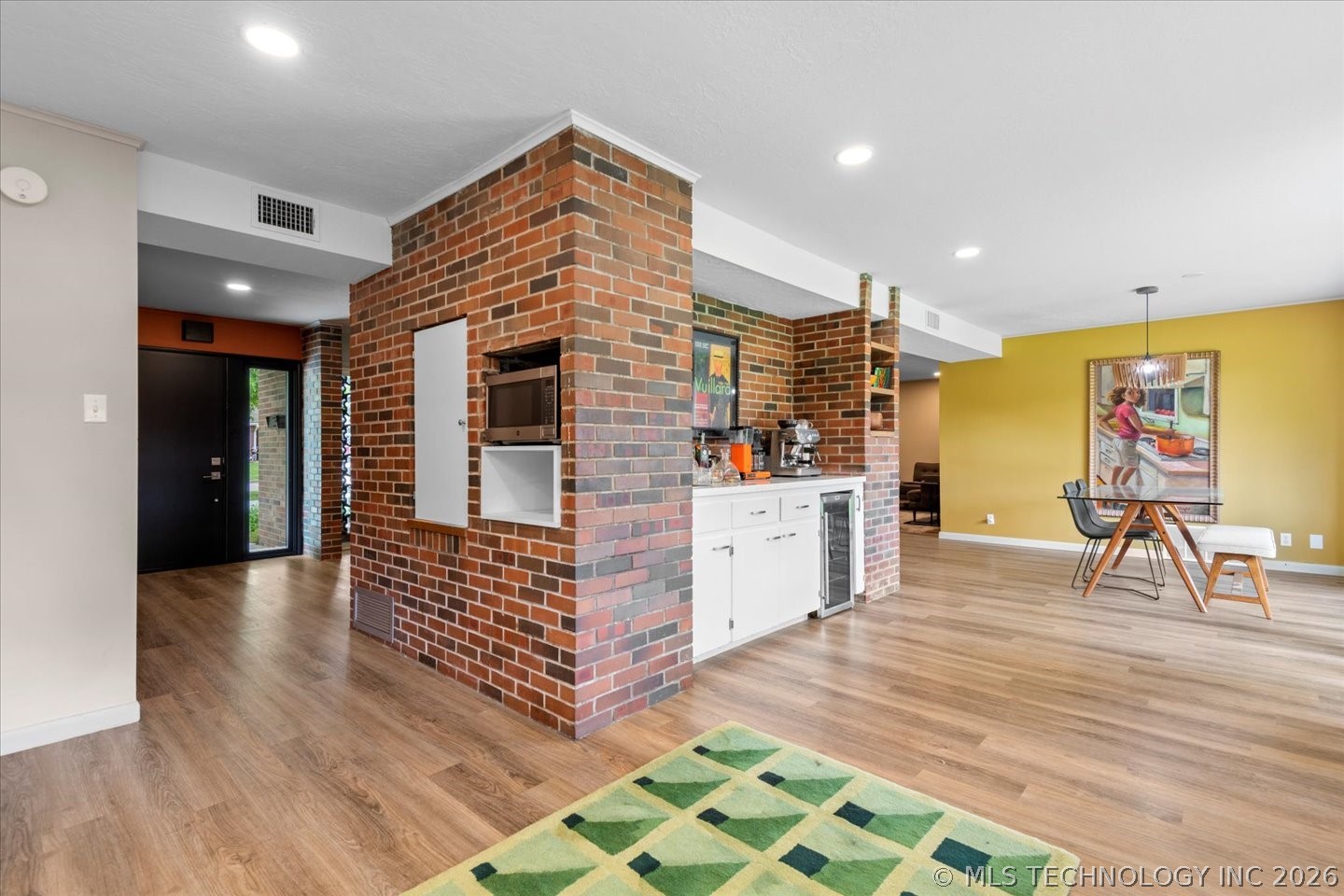 1500 Harris Property Photo 18