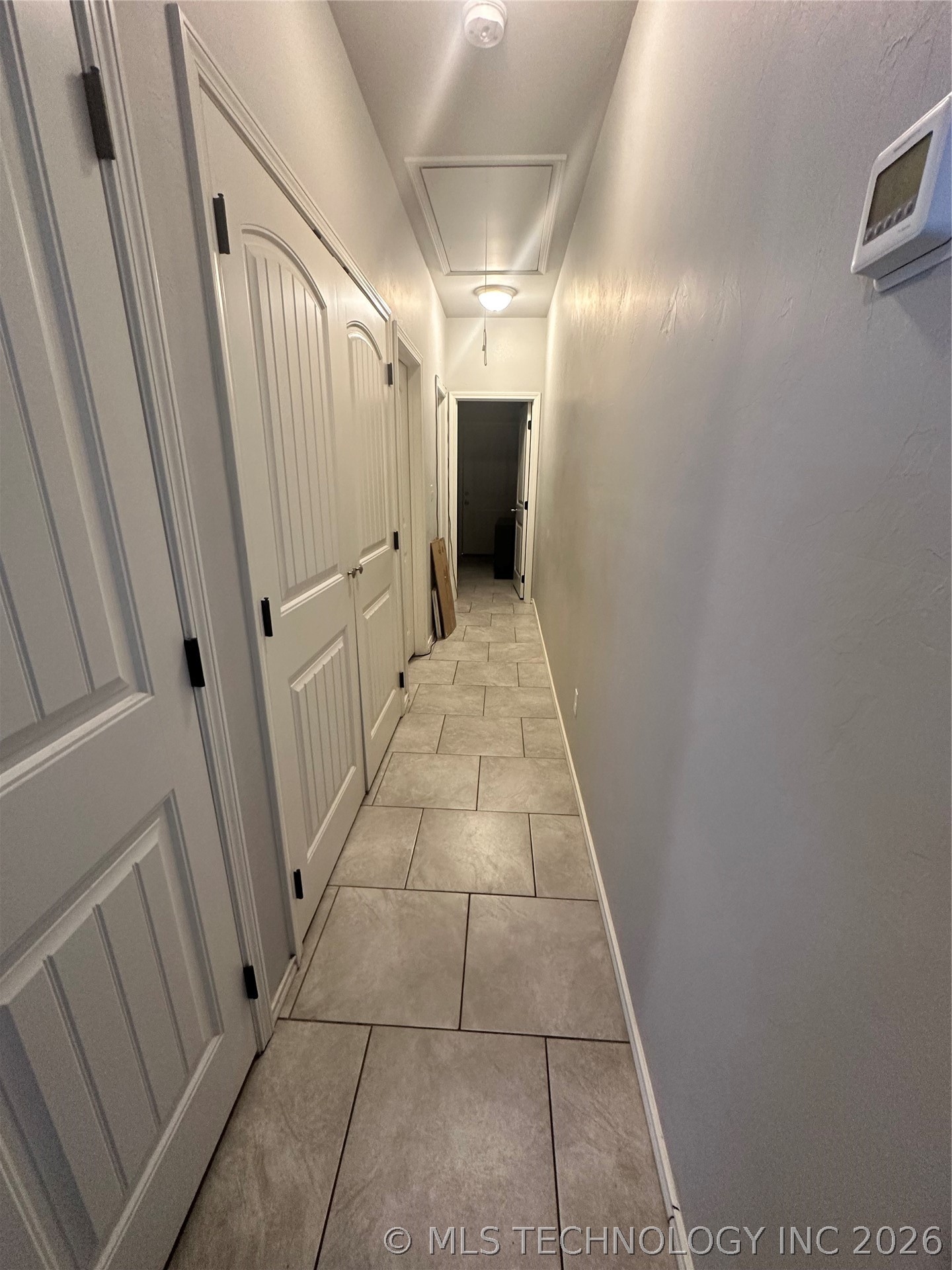 300 E 17th Street Property Photo 17
