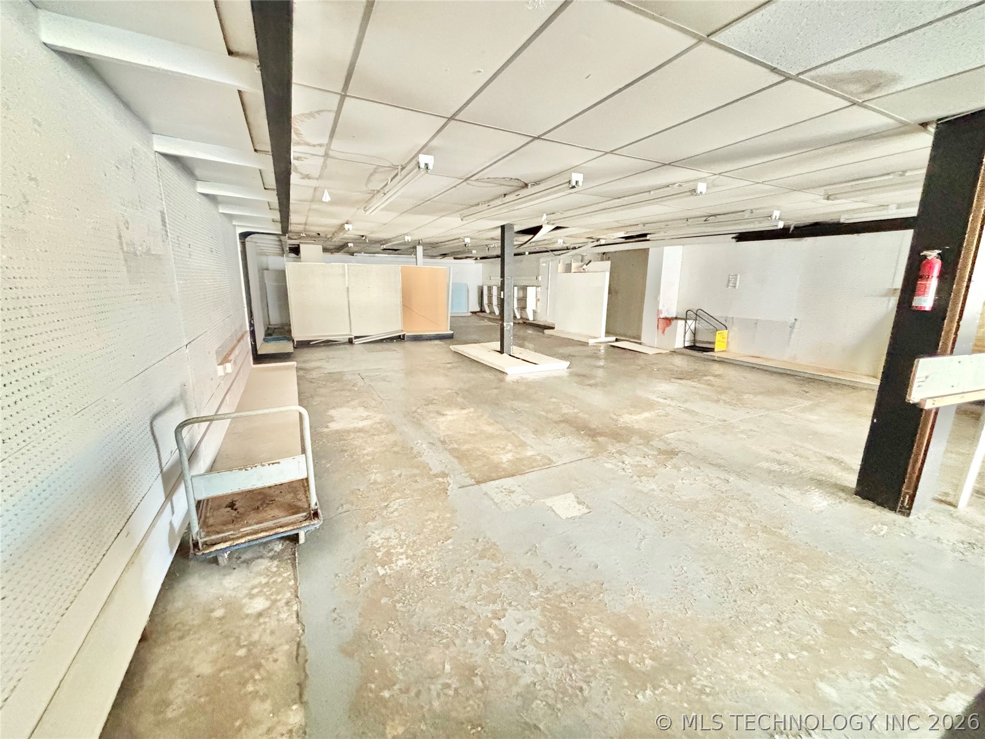 202 S Broadway Street Property Photo 5