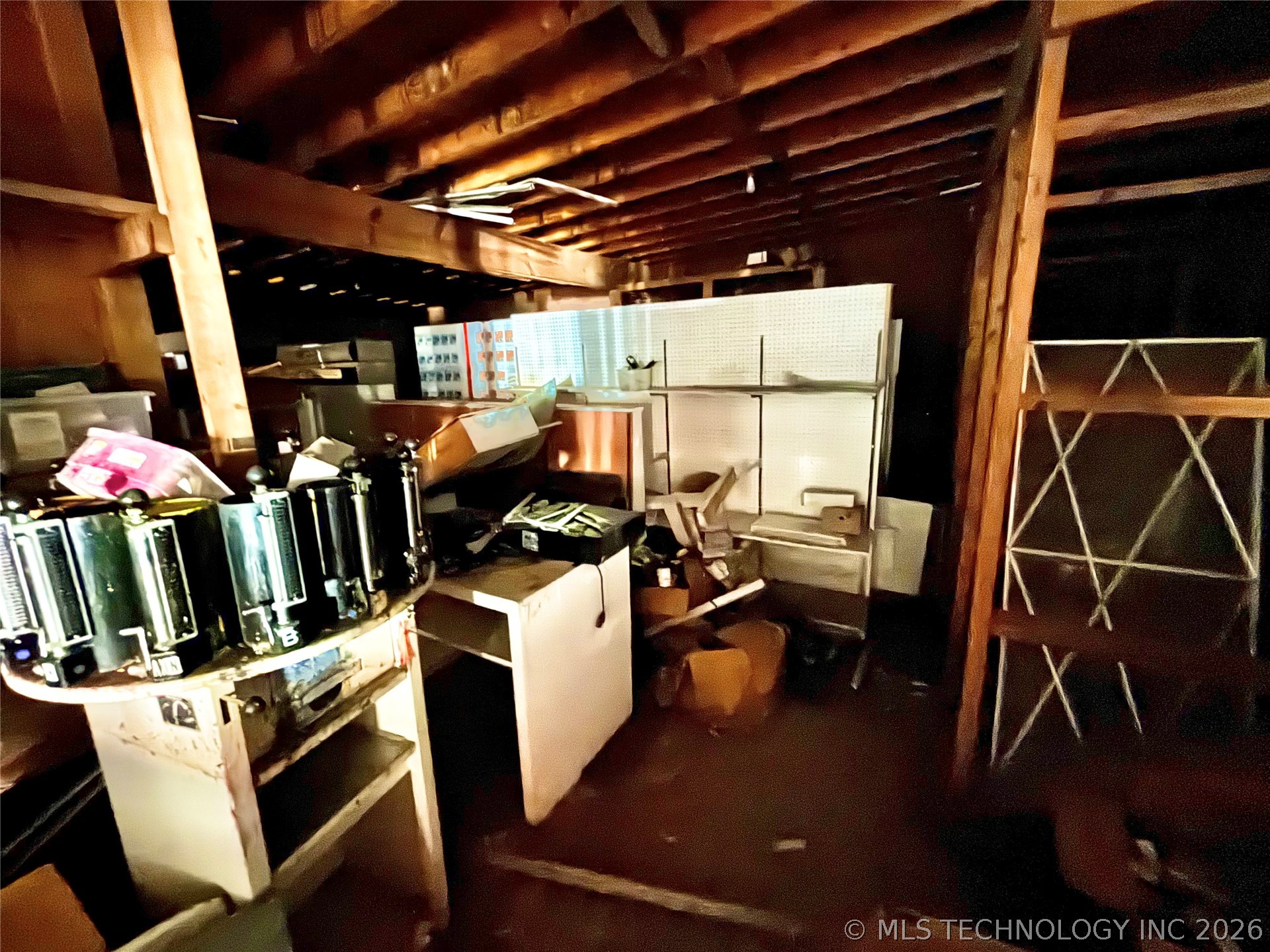 202 S Broadway Street Property Photo 6