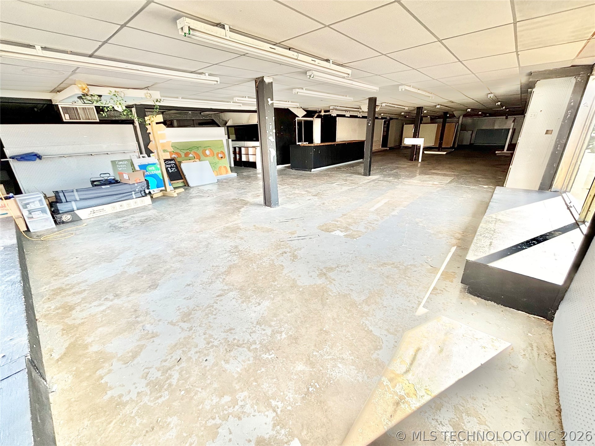 202 S Broadway Street Property Photo 10
