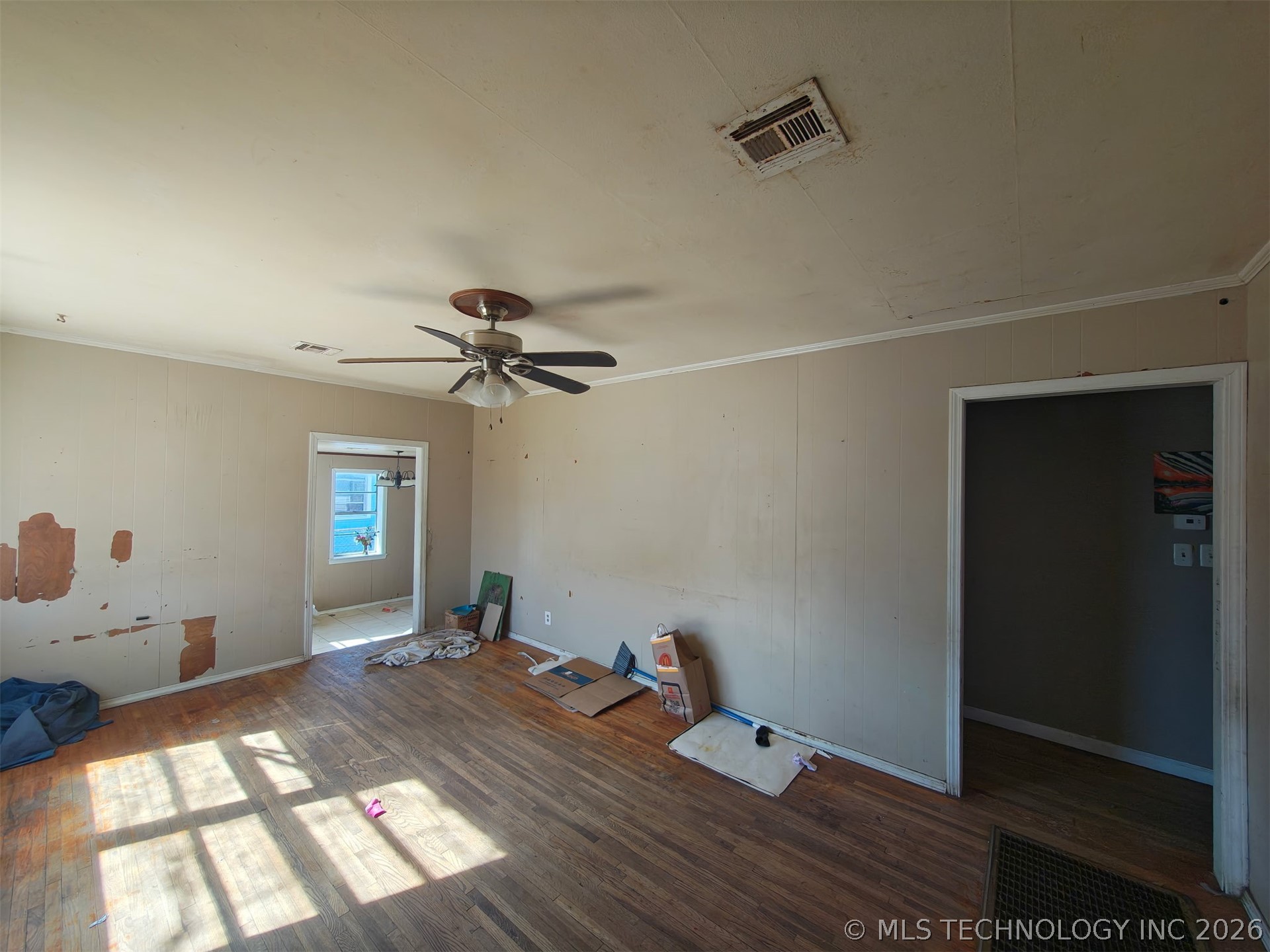 5791 W 1st Street Property Photo 2