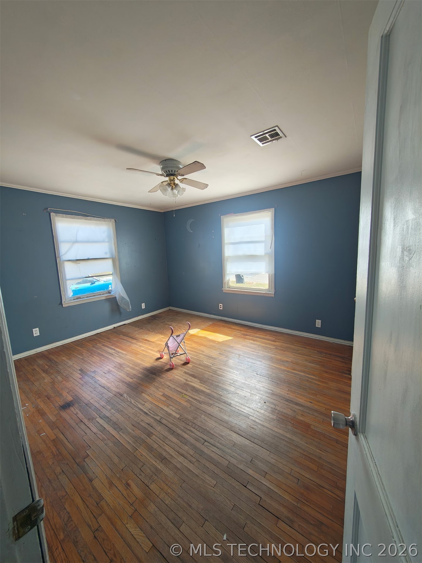 5791 W 1st Street Property Photo 6