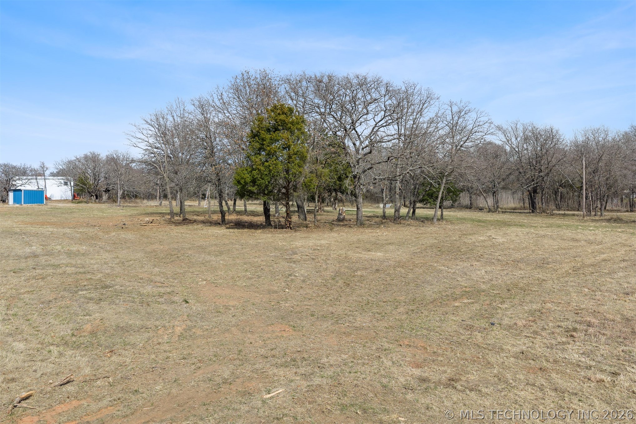 1750 Rolling Hills Road Property Photo 4