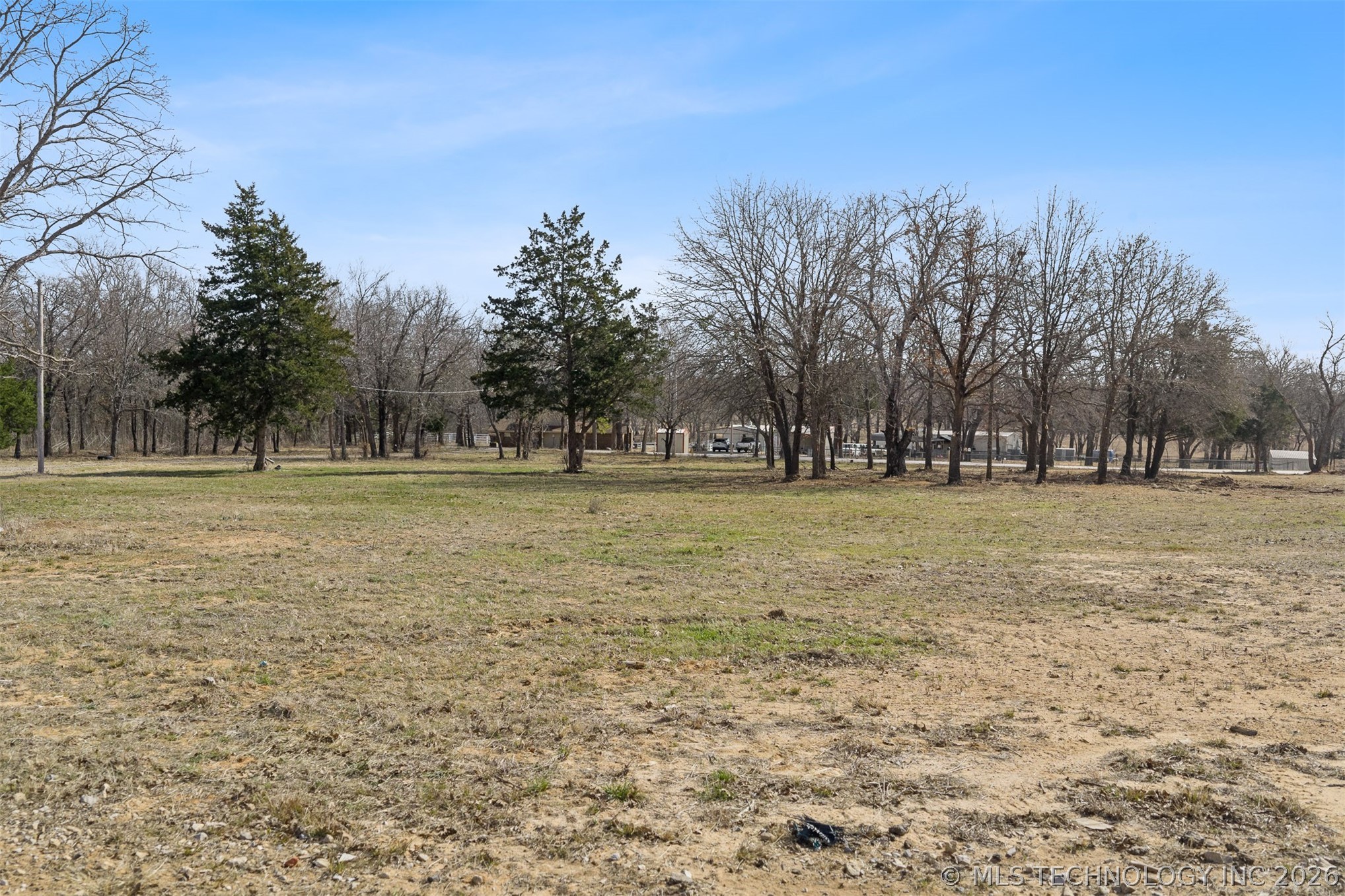 1750 Rolling Hills Road Property Photo 6
