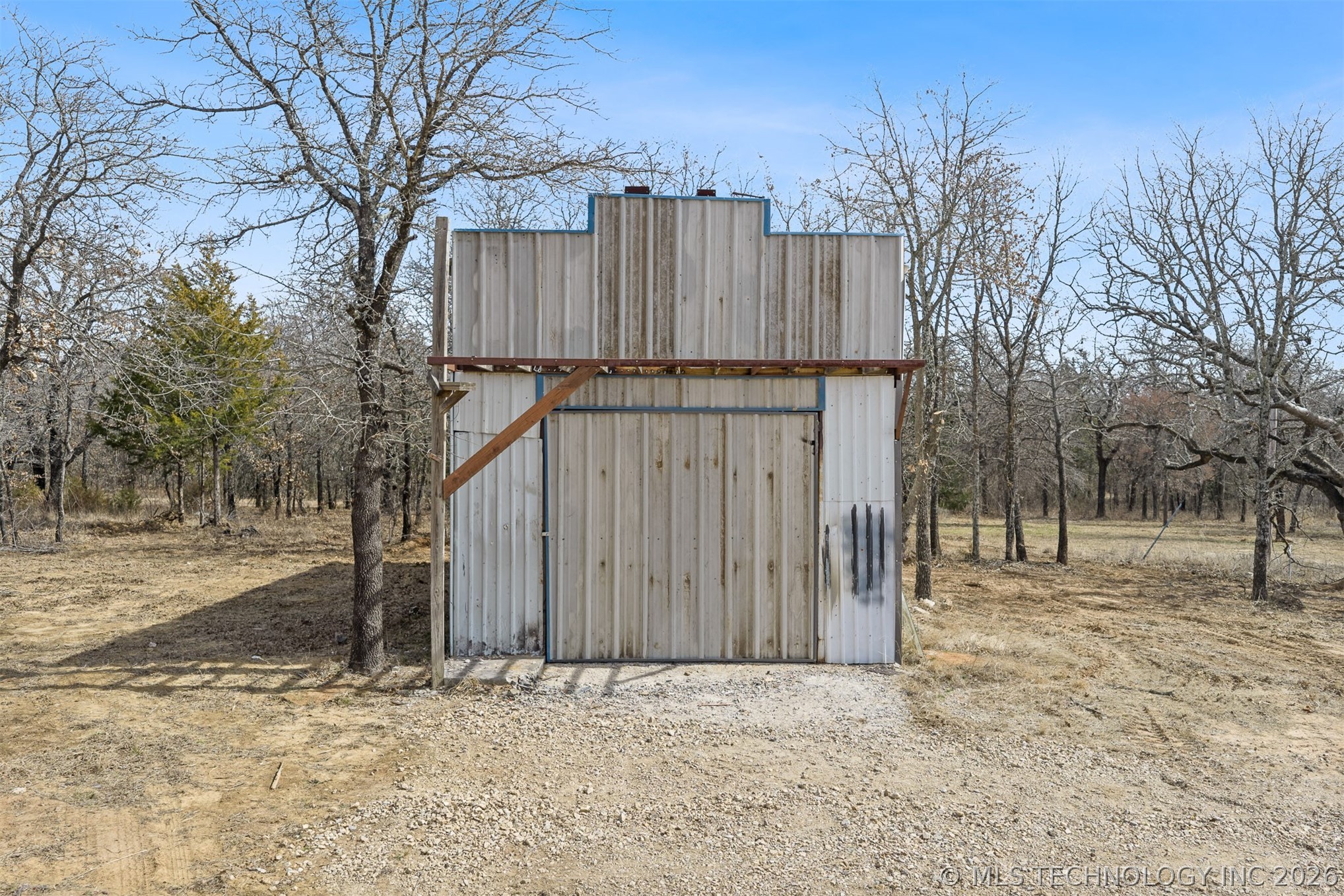 1750 Rolling Hills Road Property Photo 16