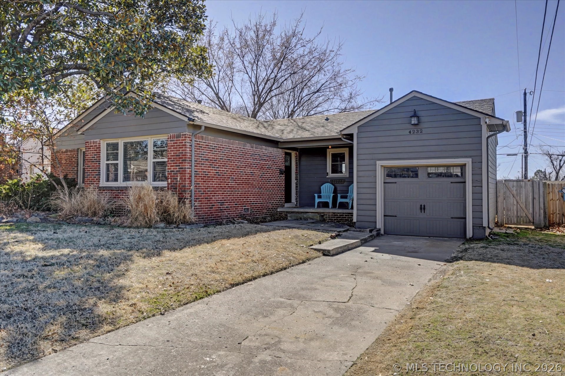 4232 E 24th Place Property Photo 3