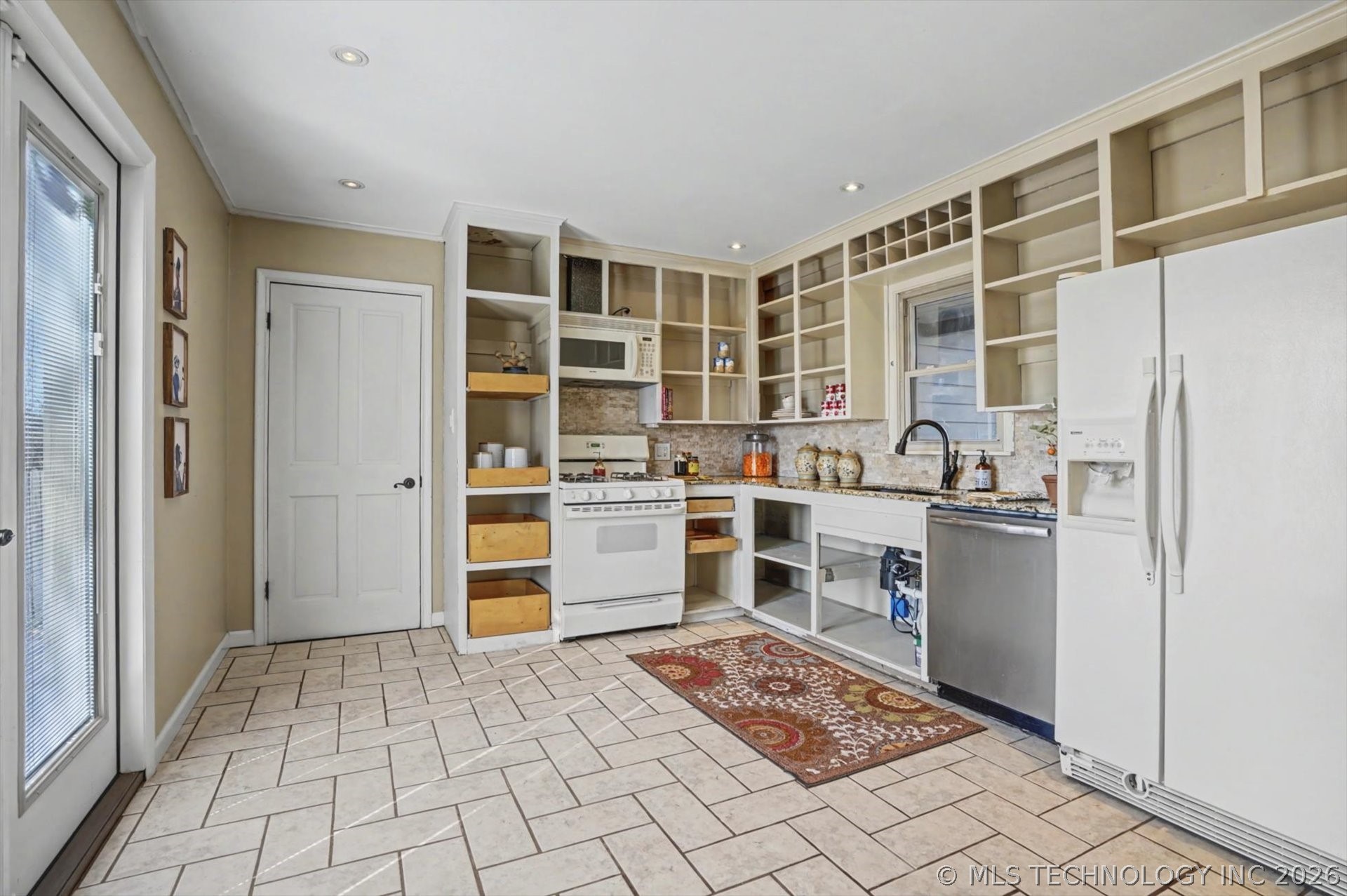 4232 E 24th Place Property Photo 10