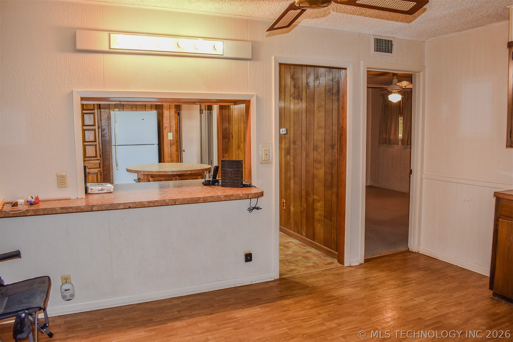 1414 E Kirk Street Property Photo 8