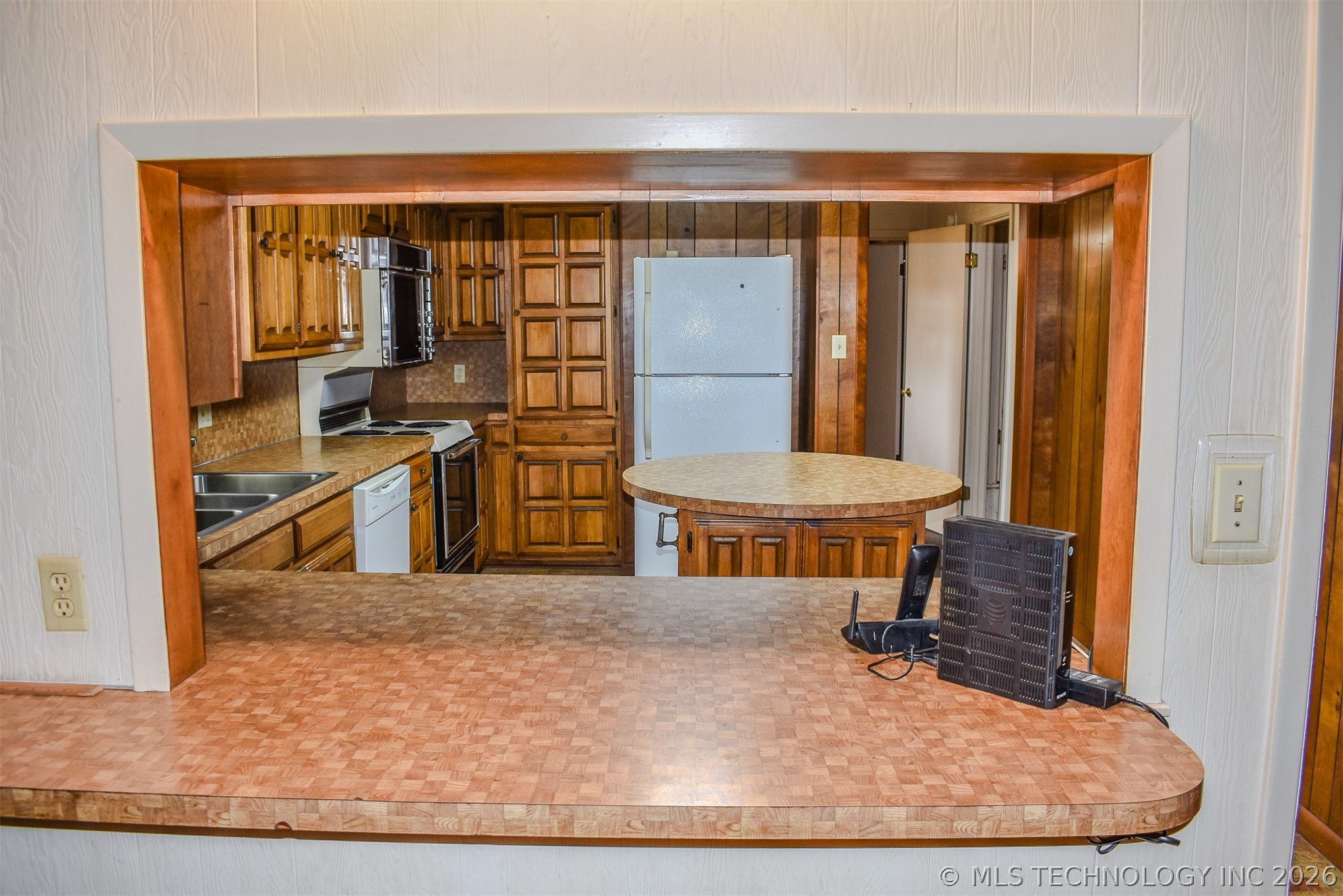 1414 E Kirk Street Property Photo 10