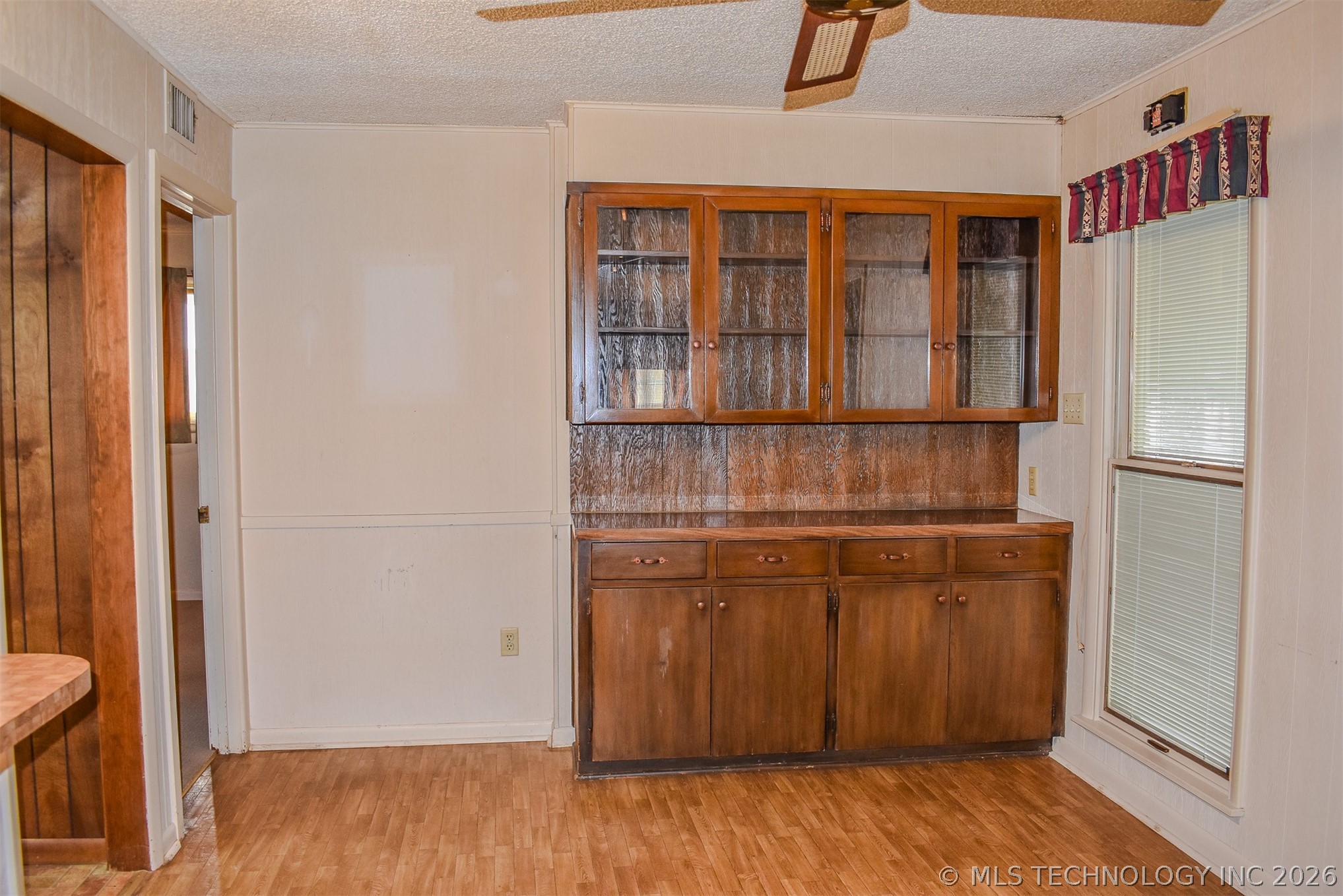 1414 E Kirk Street Property Photo 11