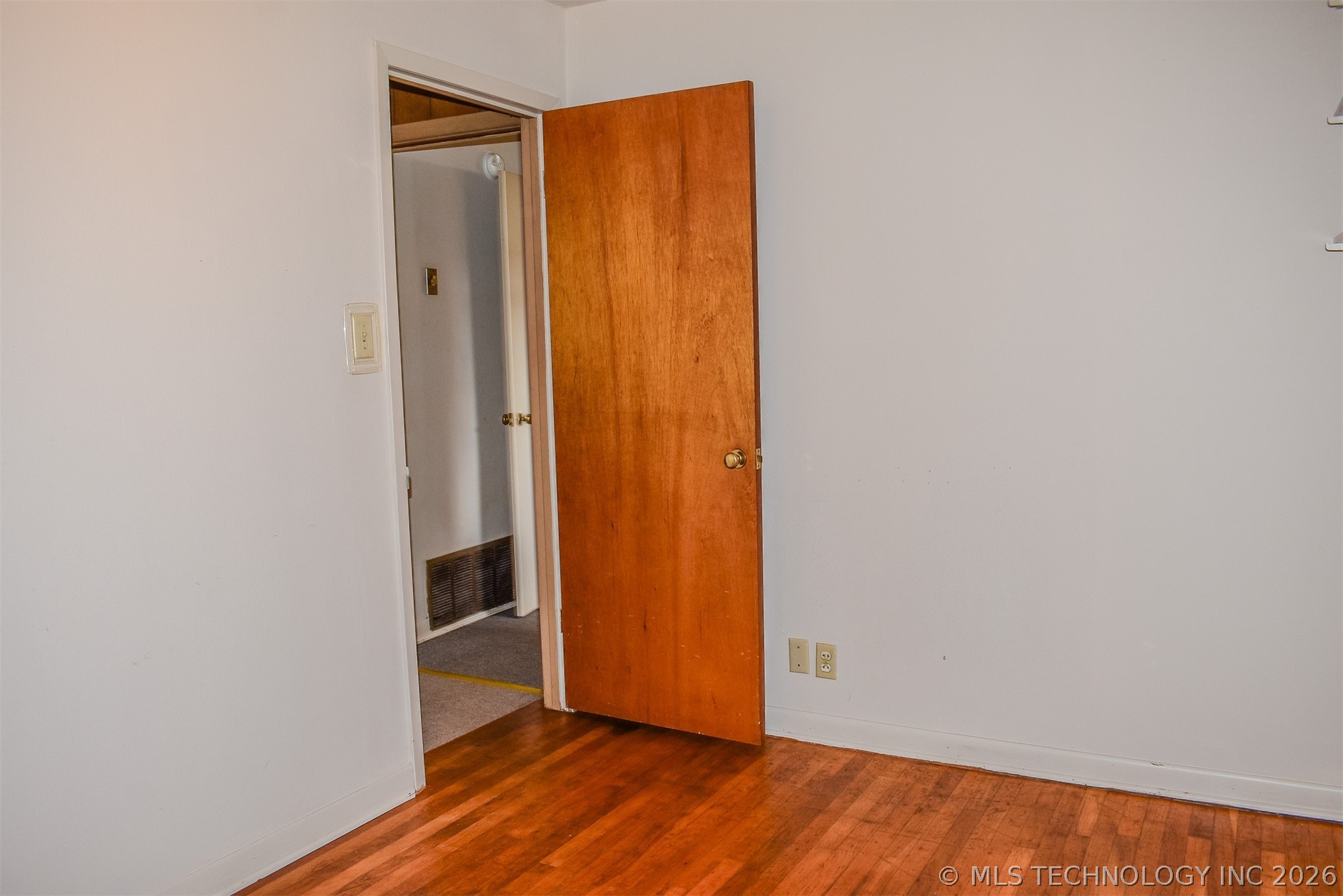 1414 E Kirk Street Property Photo 15