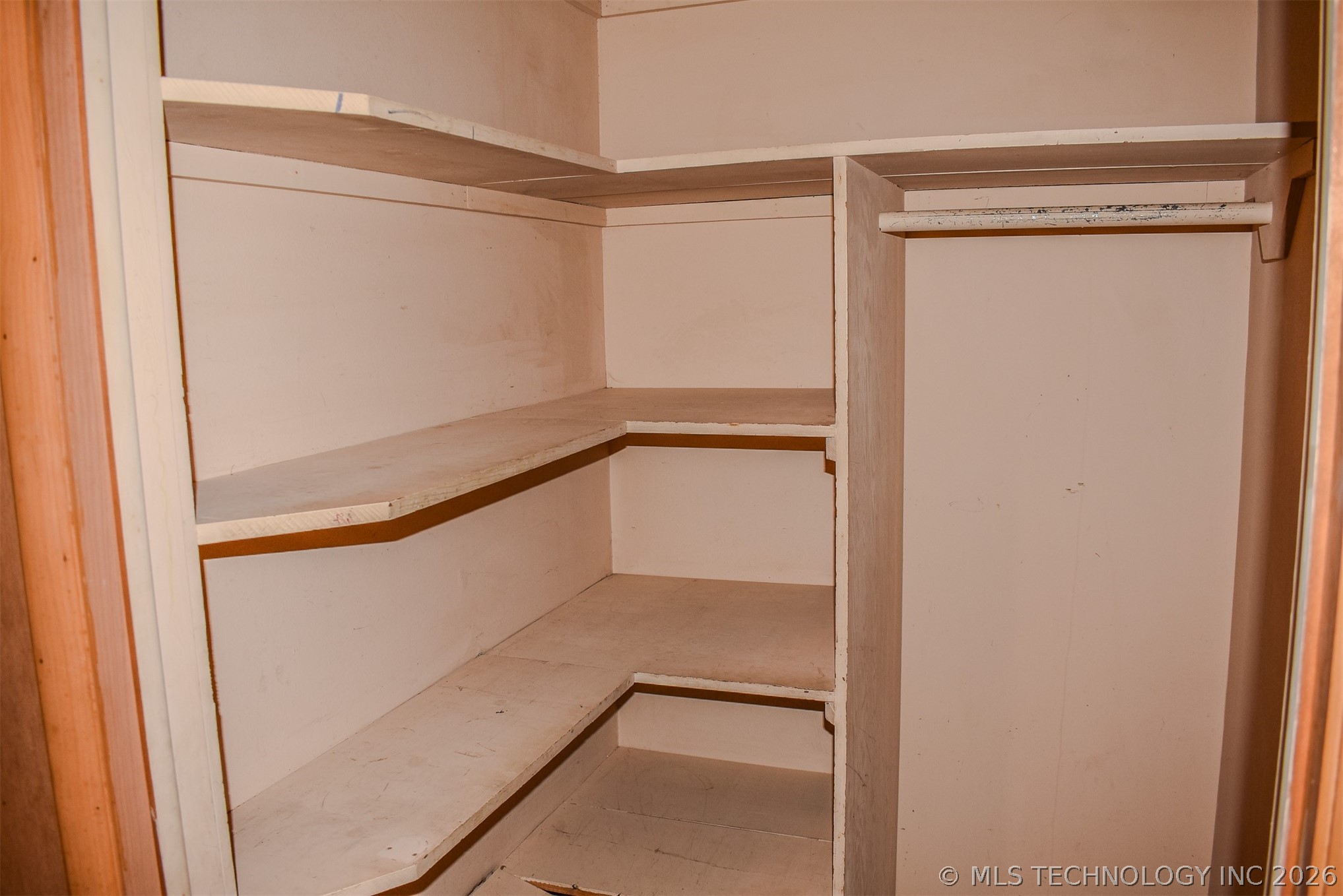 1414 E Kirk Street Property Photo 21