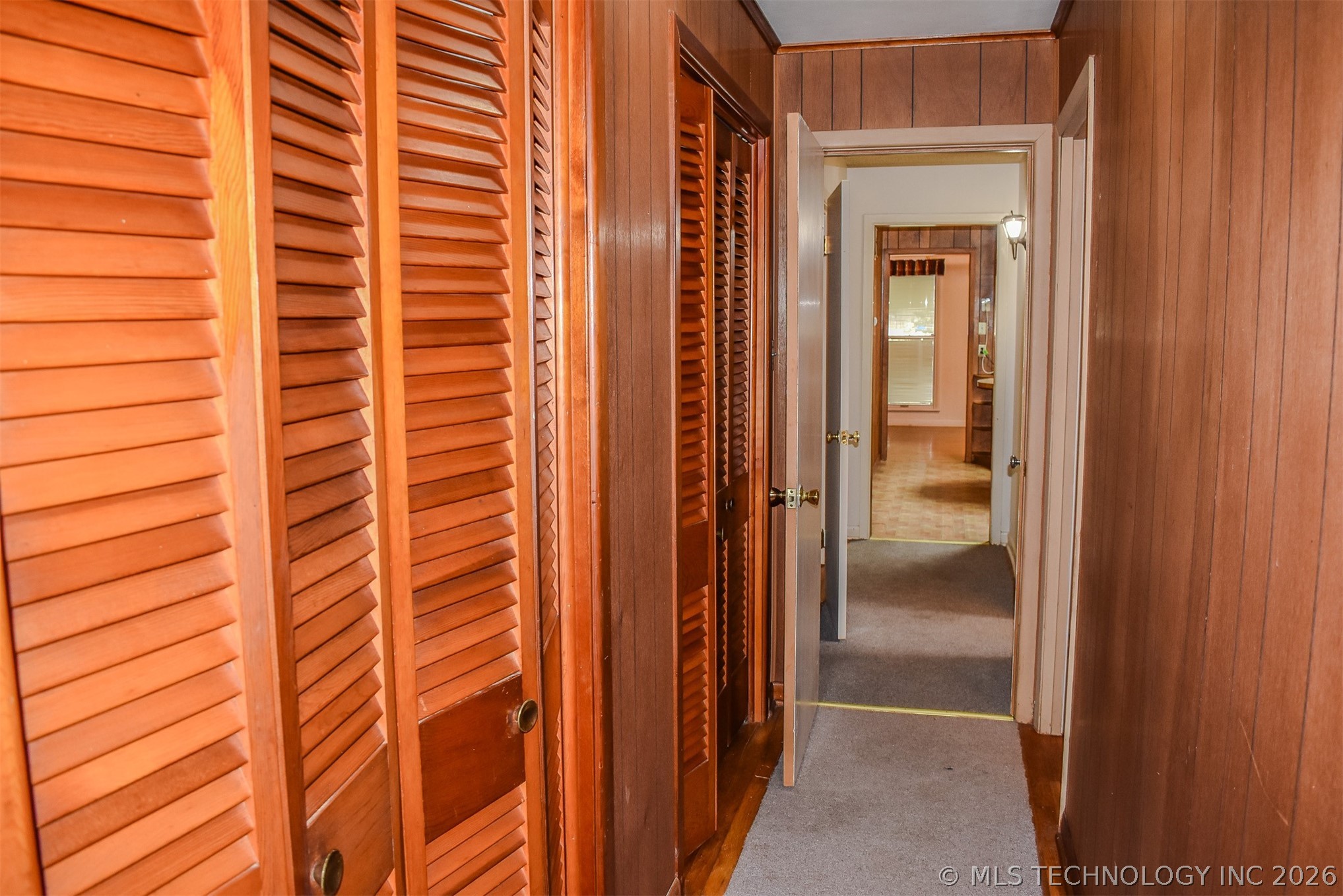 1414 E Kirk Street Property Photo 28