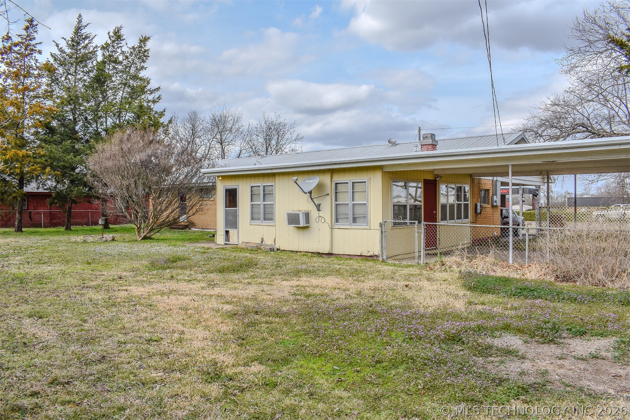 1414 E Kirk Street Property Photo 32