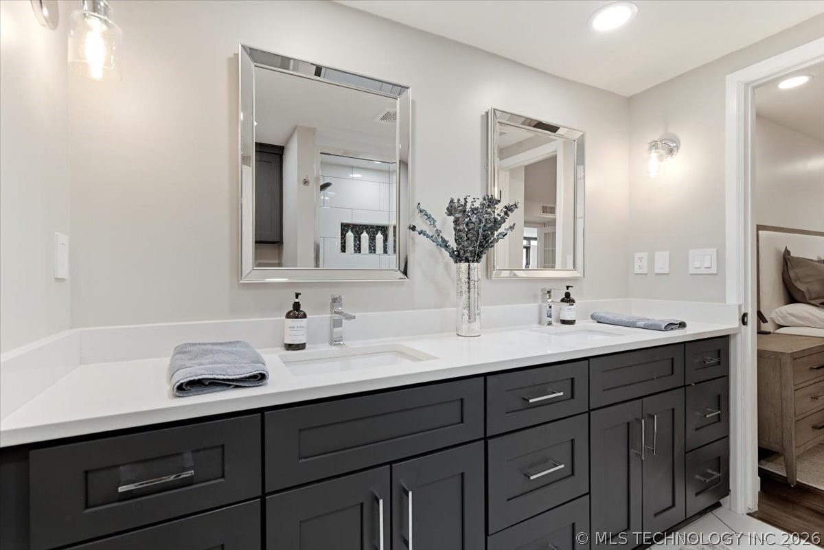611 W 15th Street H2 Property Photo 19