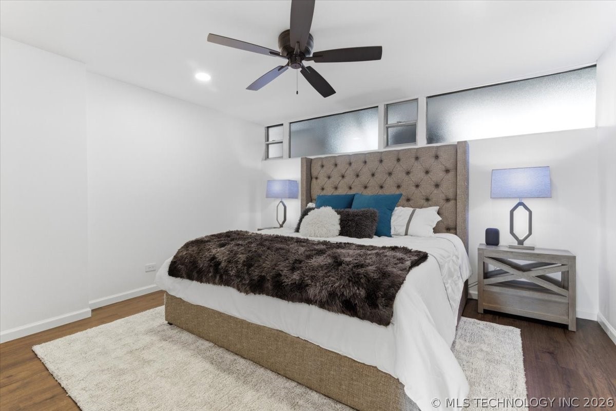 611 W 15th Street H2 Property Photo 22