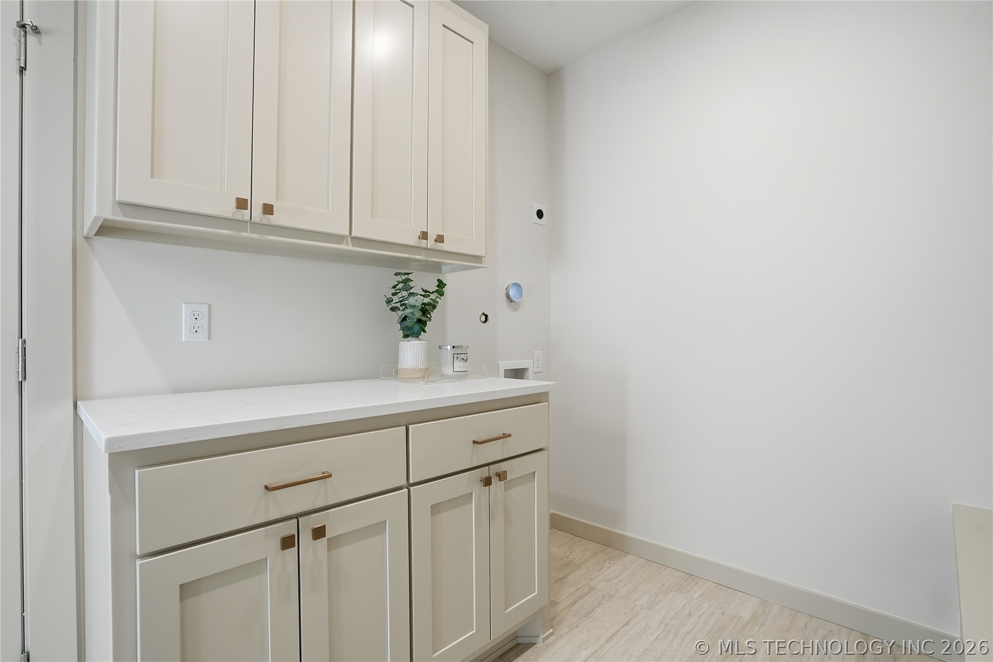 4222 E 26th Street Property Photo 14