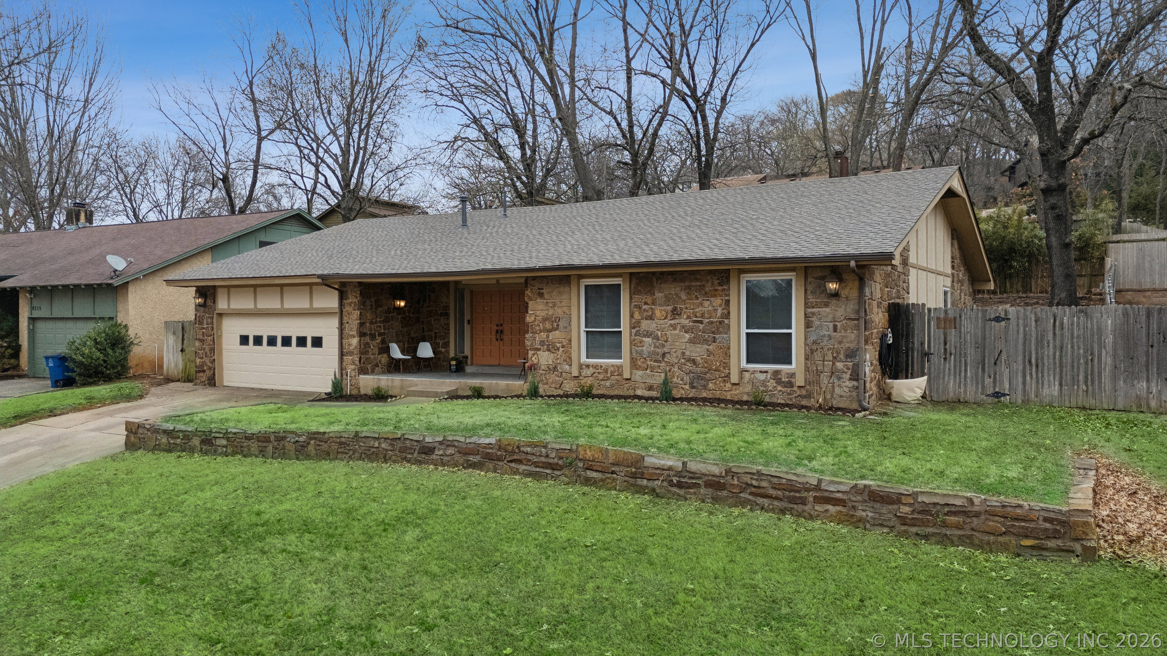 8321 S Sandusky Avenue Property Photo 3