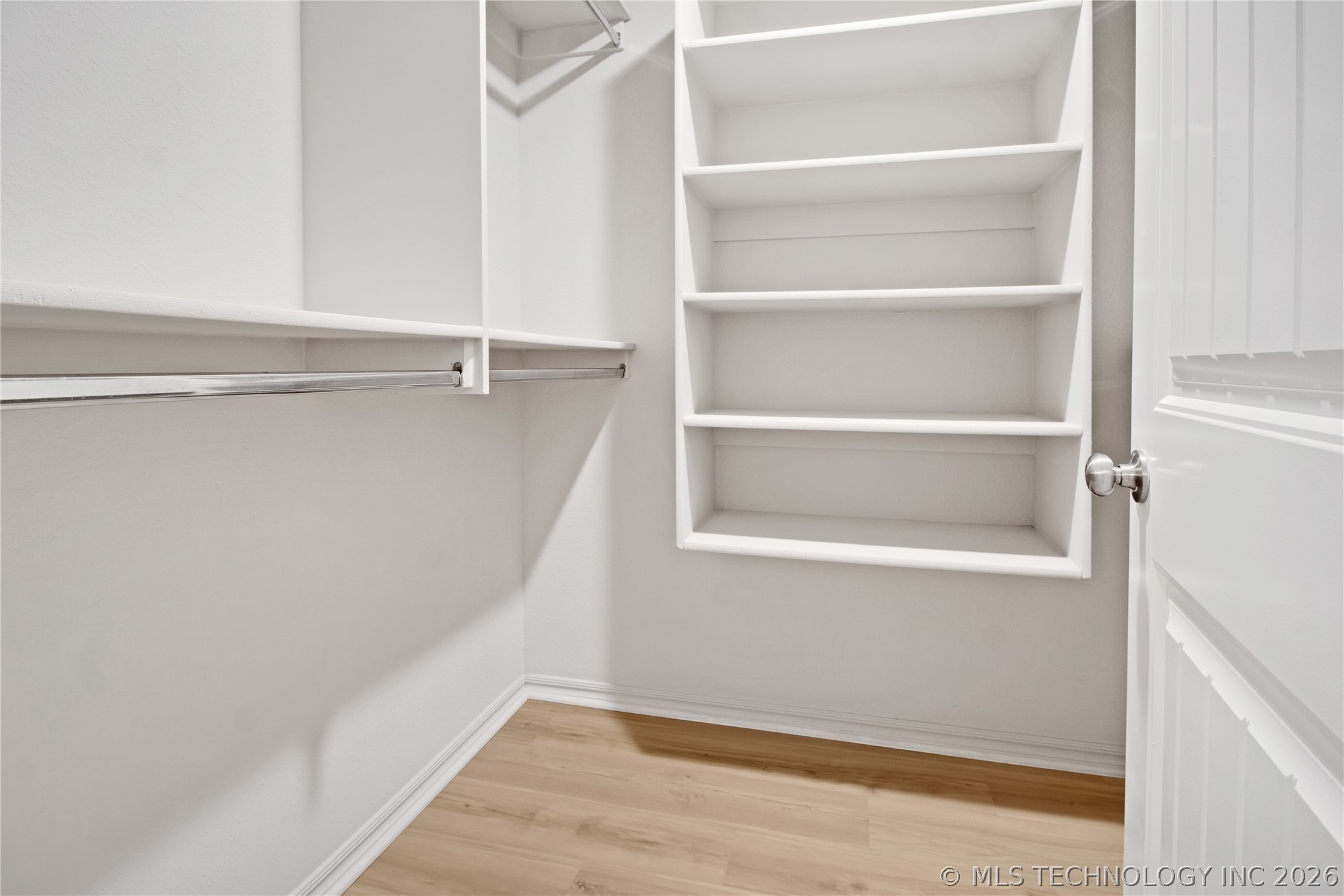 1114 N Osage Avenue Property Photo 14