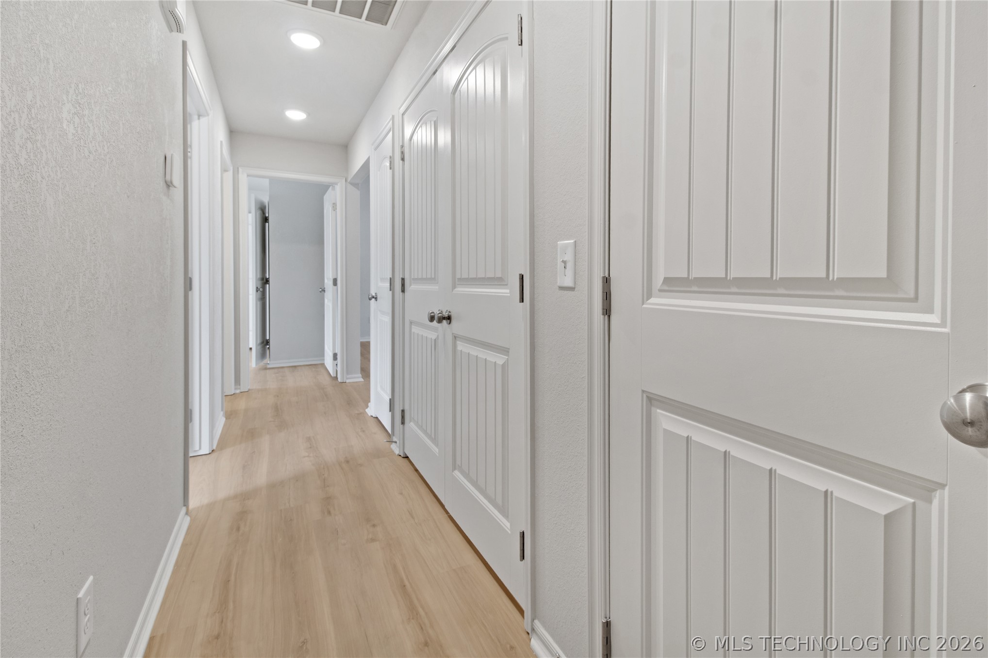 1114 N Osage Avenue Property Photo 15