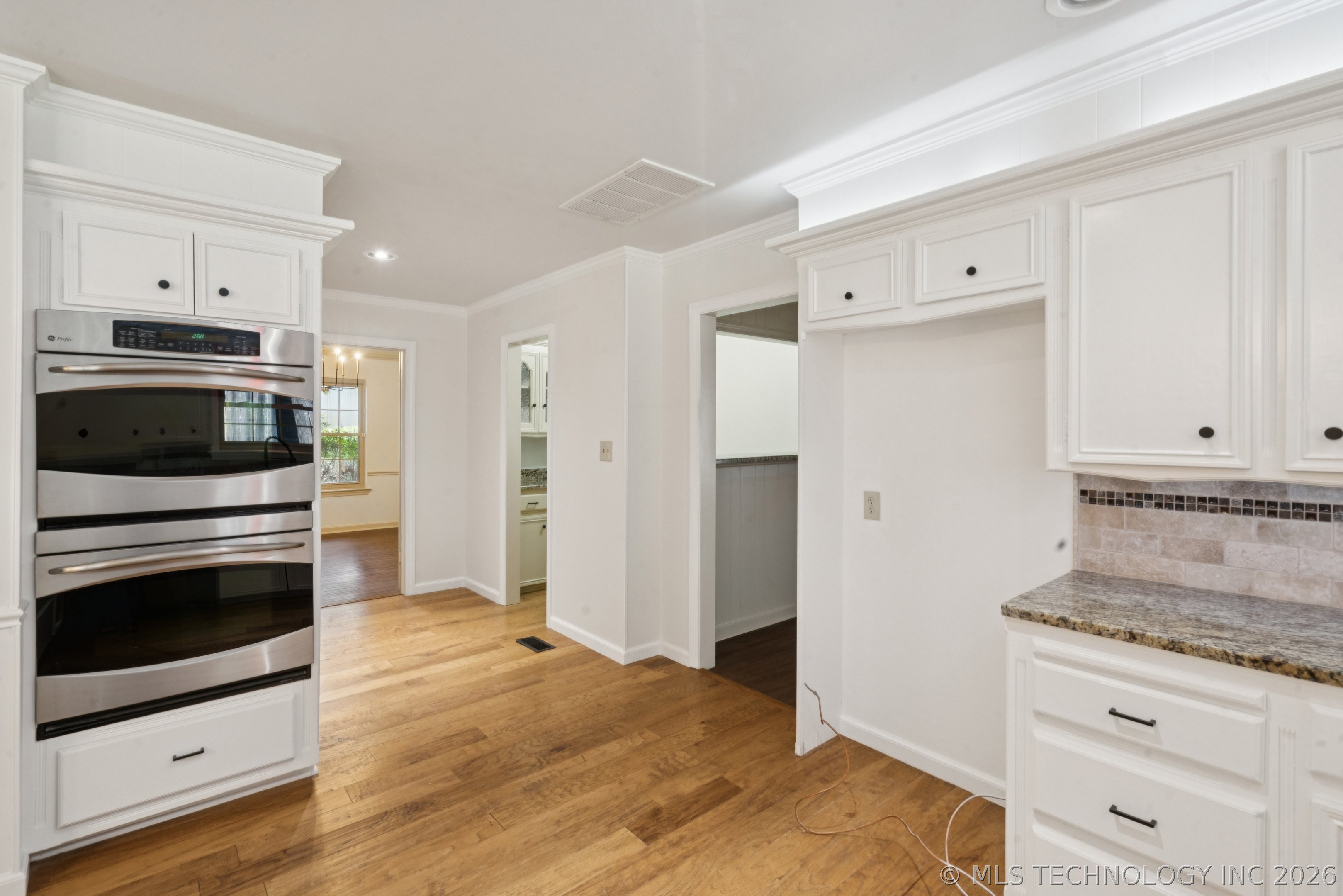7021 E 66th Place Property Photo 12