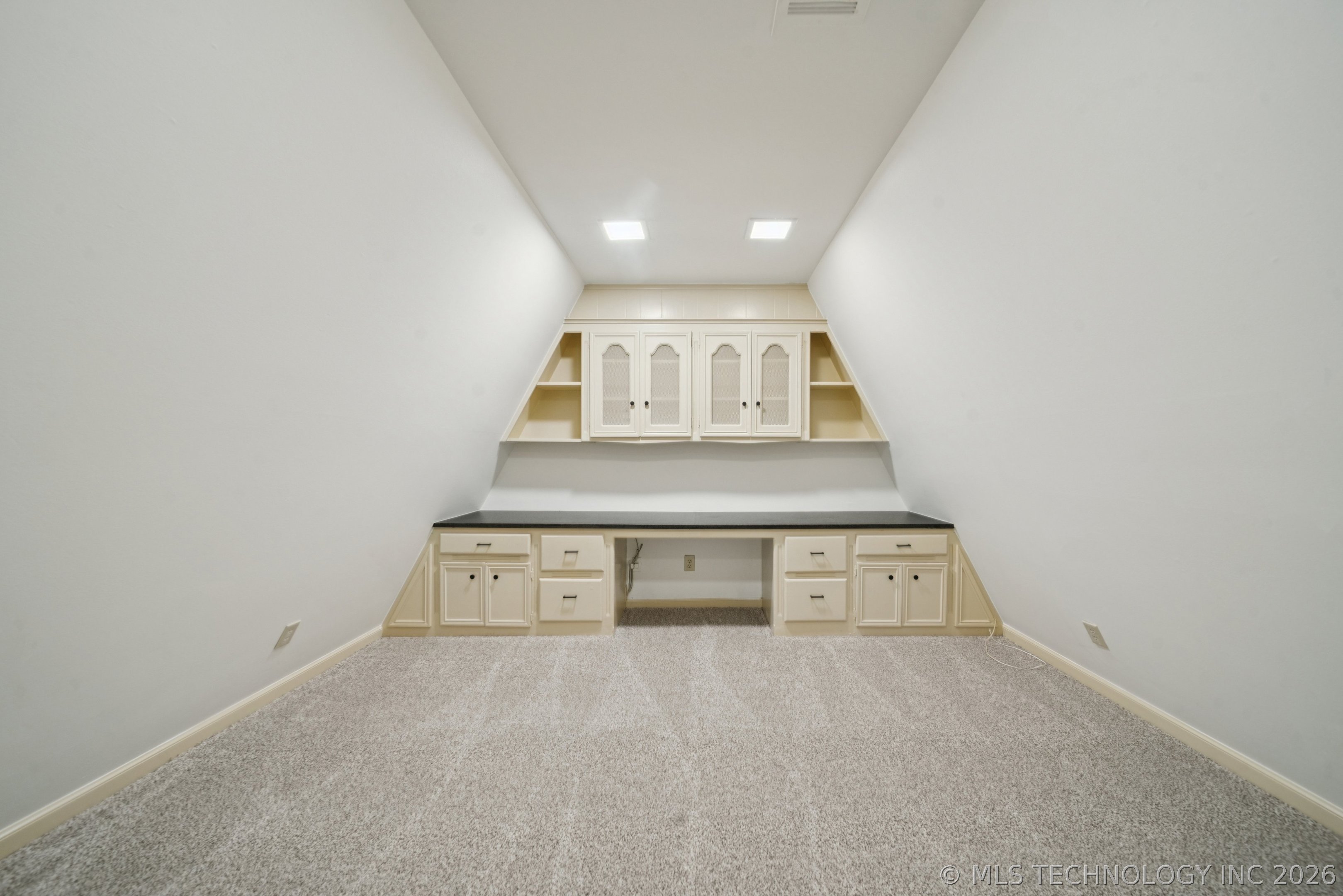 7021 E 66th Place Property Photo 31