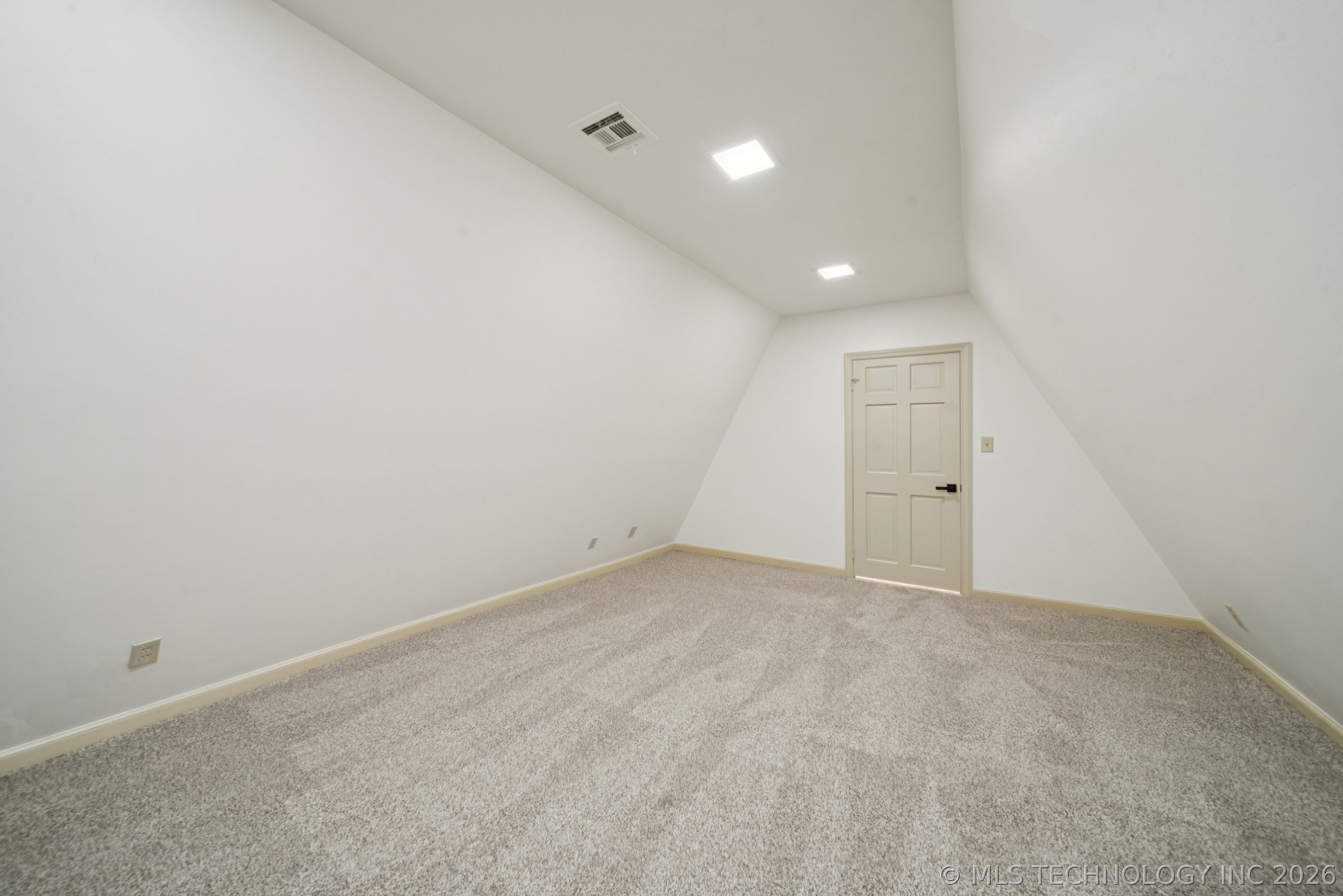 7021 E 66th Place Property Photo 32