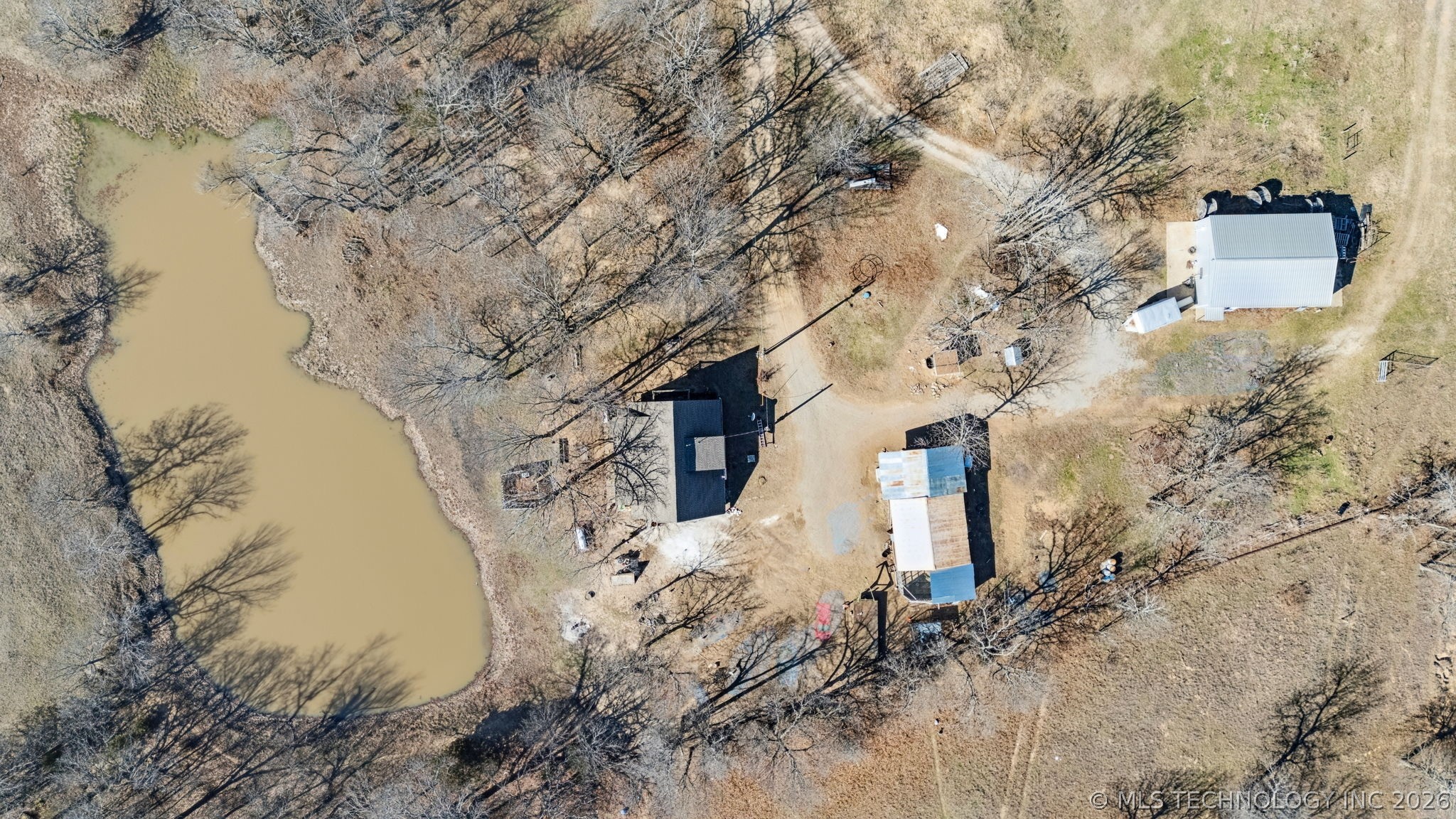 52469 W Highway 16 Highway Property Photo 3