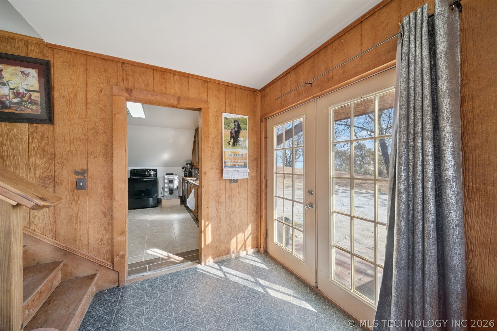 52469 W Highway 16 Highway Property Photo 11