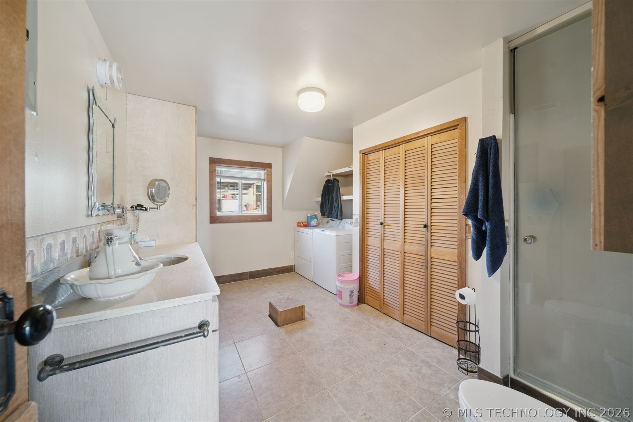 52469 W Highway 16 Highway Property Photo 15