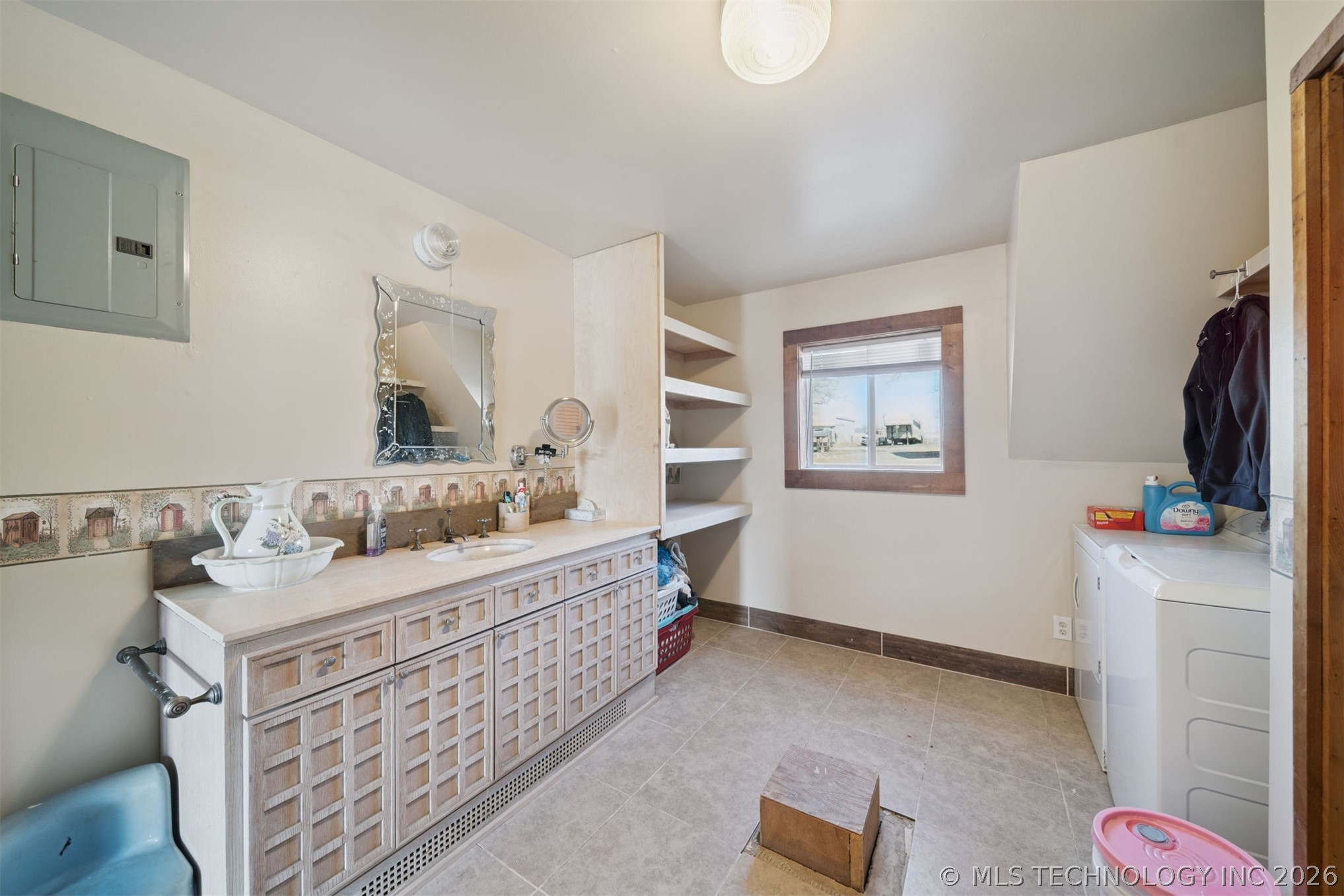 52469 W Highway 16 Highway Property Photo 16