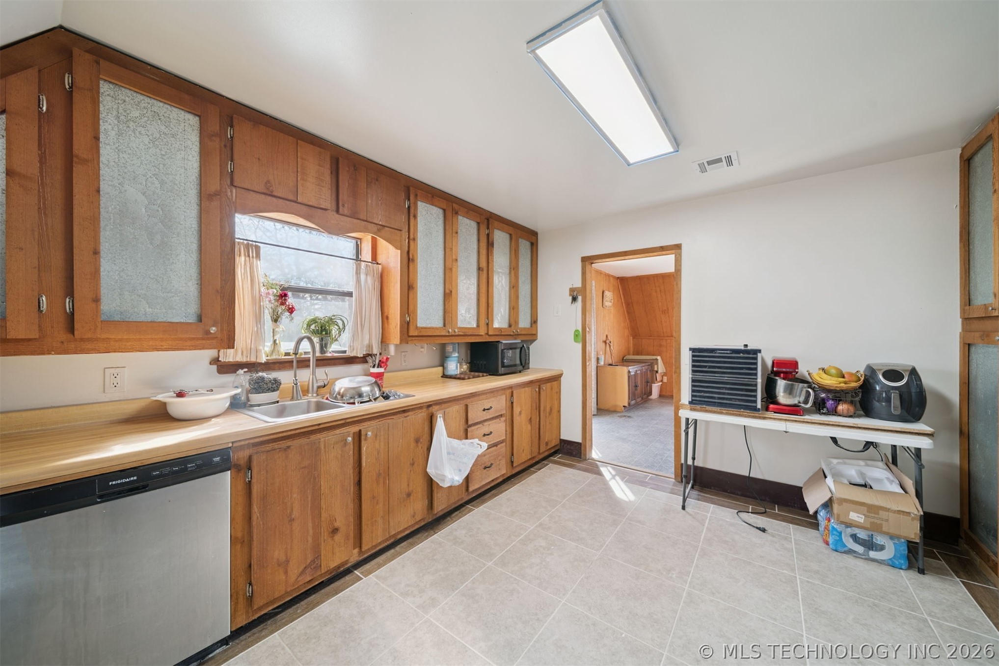 52469 W Highway 16 Highway Property Photo 18
