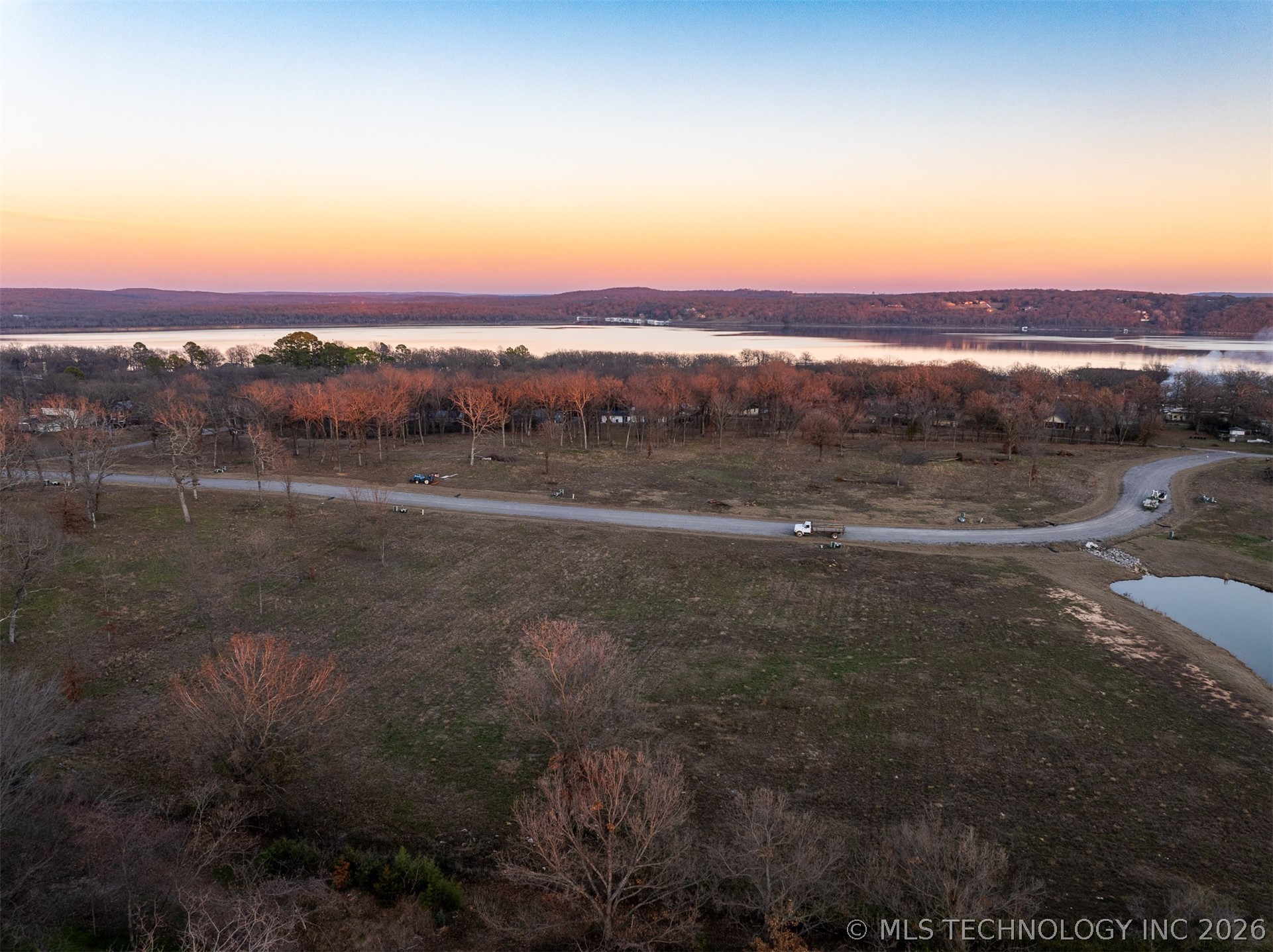 74091 S Fir Road Property Photo 1