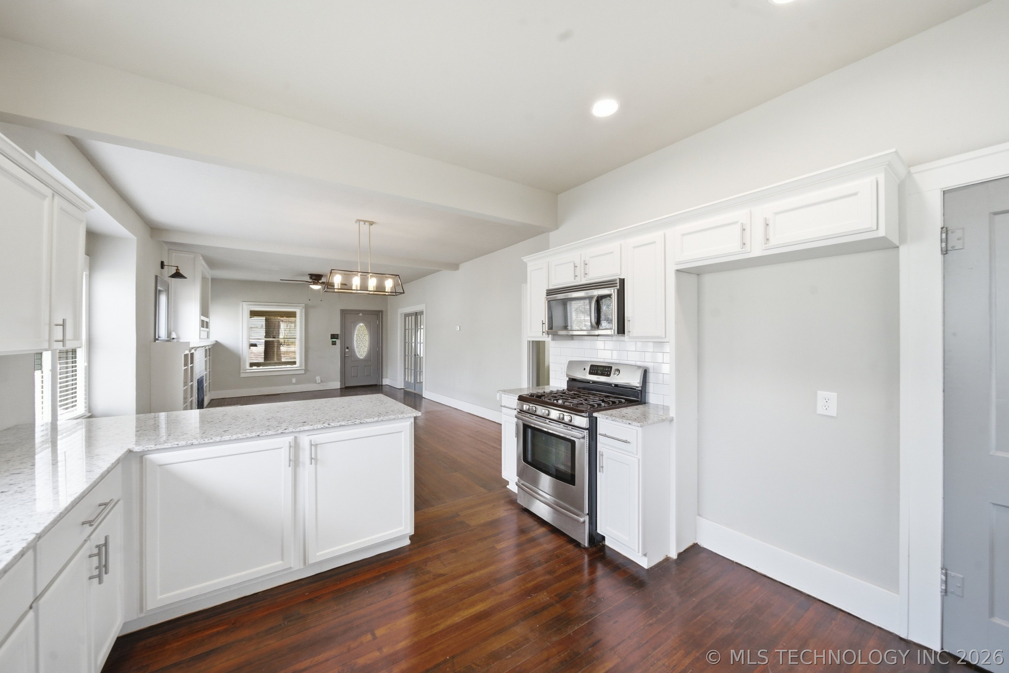 618 S Oak Street Property Photo 13