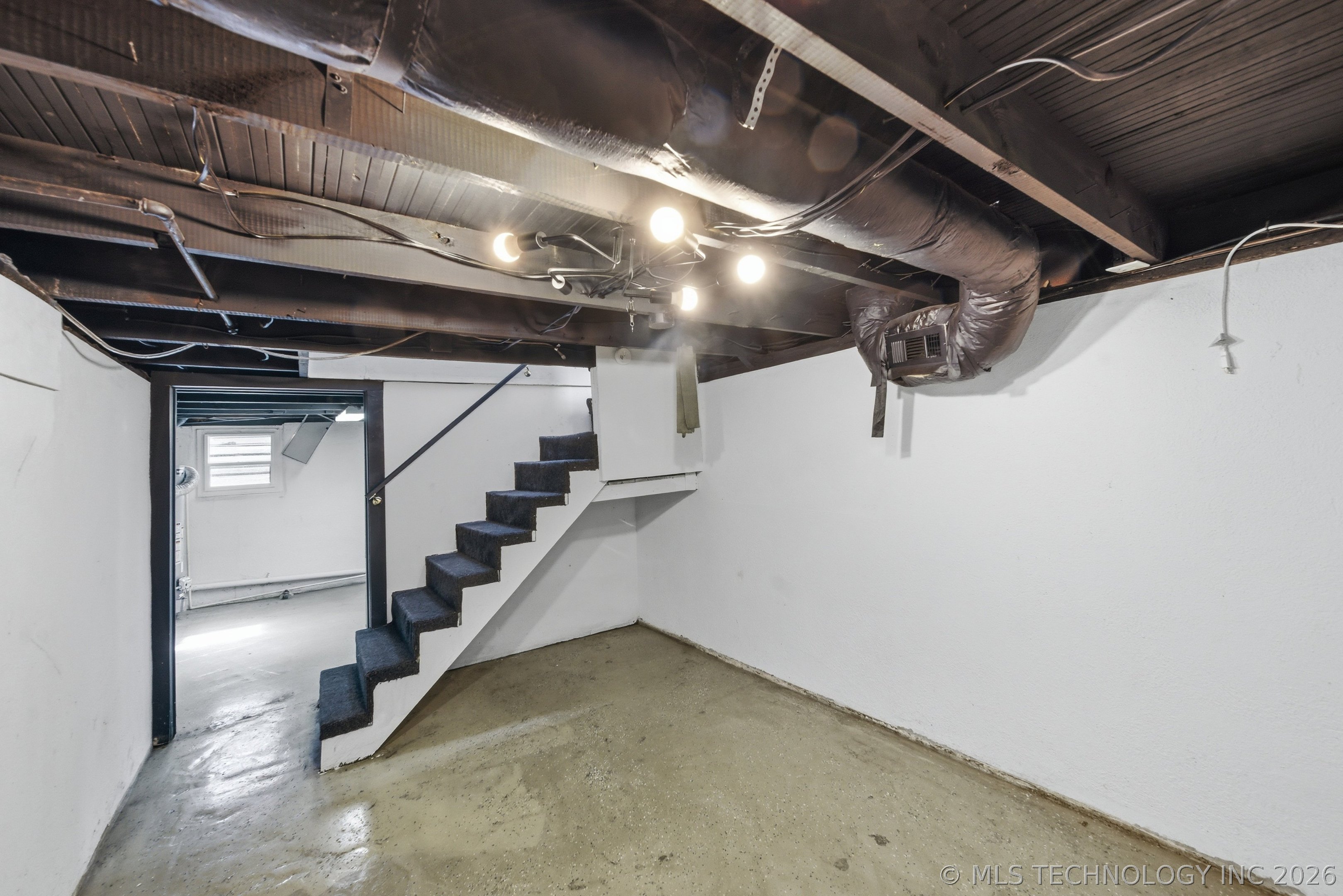 618 S Oak Street Property Photo 25