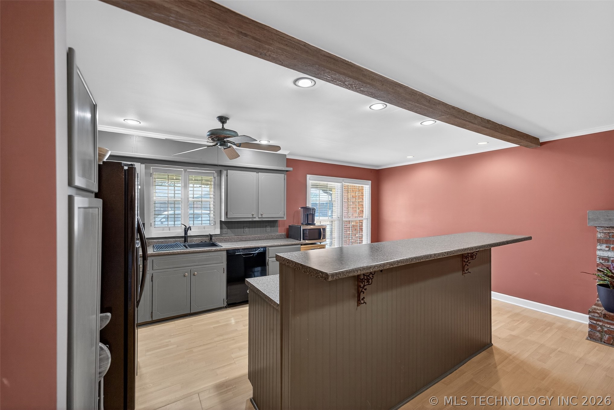 8109 E 31st Place Property Photo 3