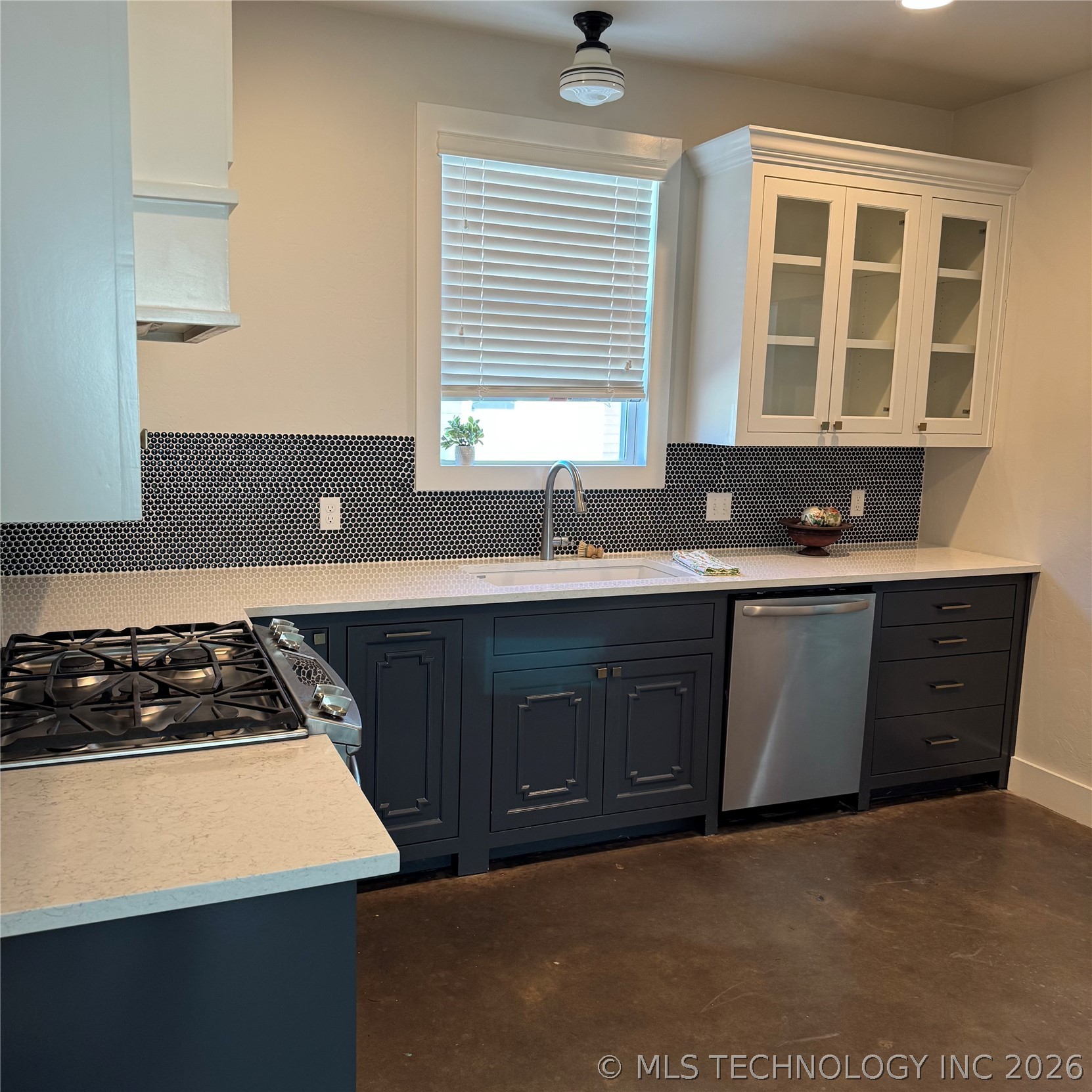 811 Mclish Street Property Photo 2
