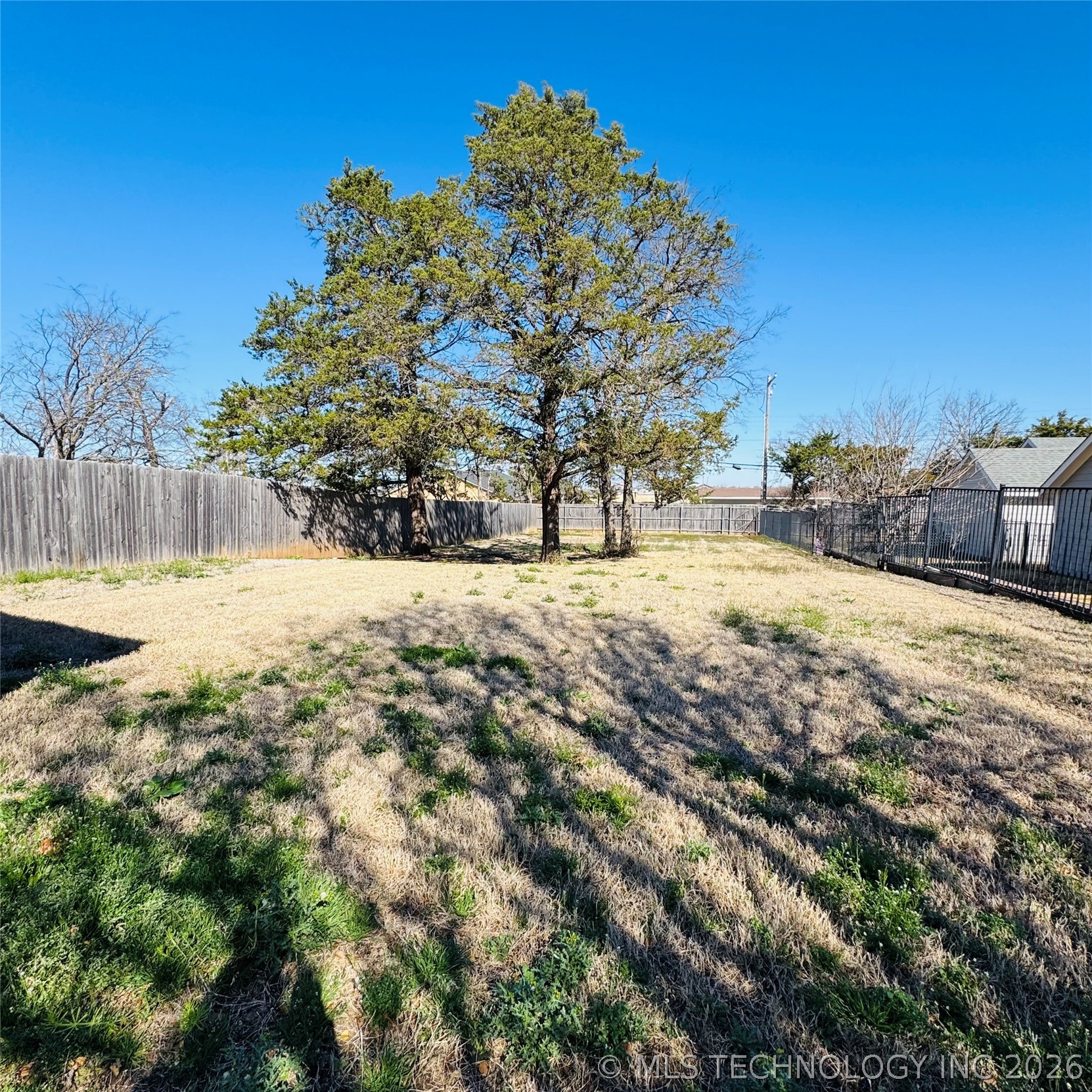811 Mclish Street Property Photo 33