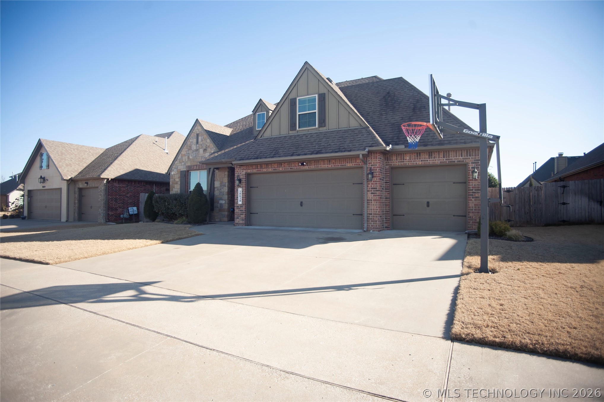 18628 E 43rd Place Property Photo 1