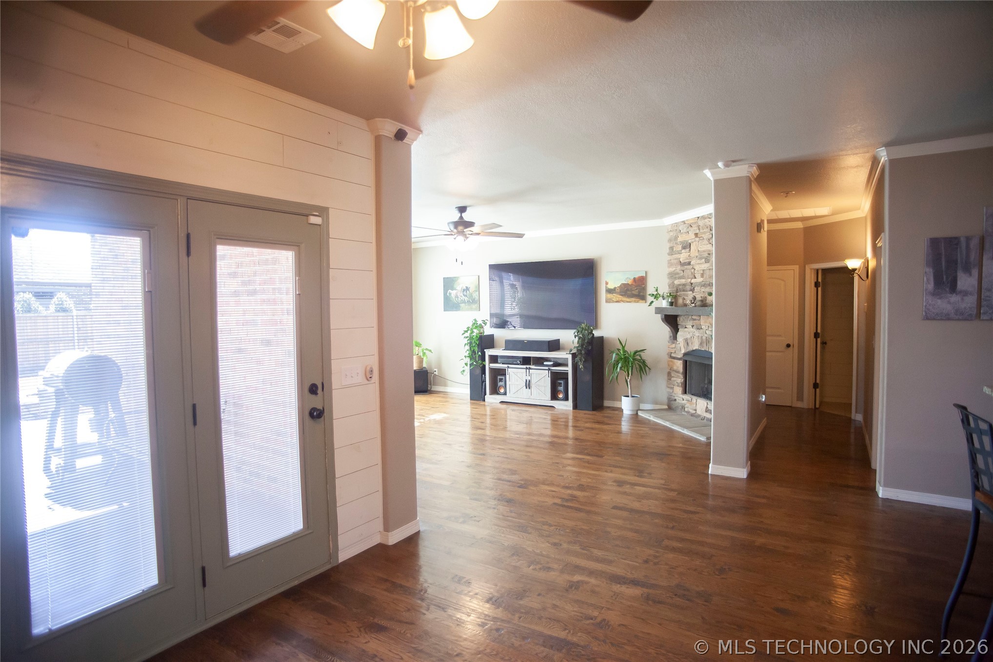 18628 E 43rd Place Property Photo 11