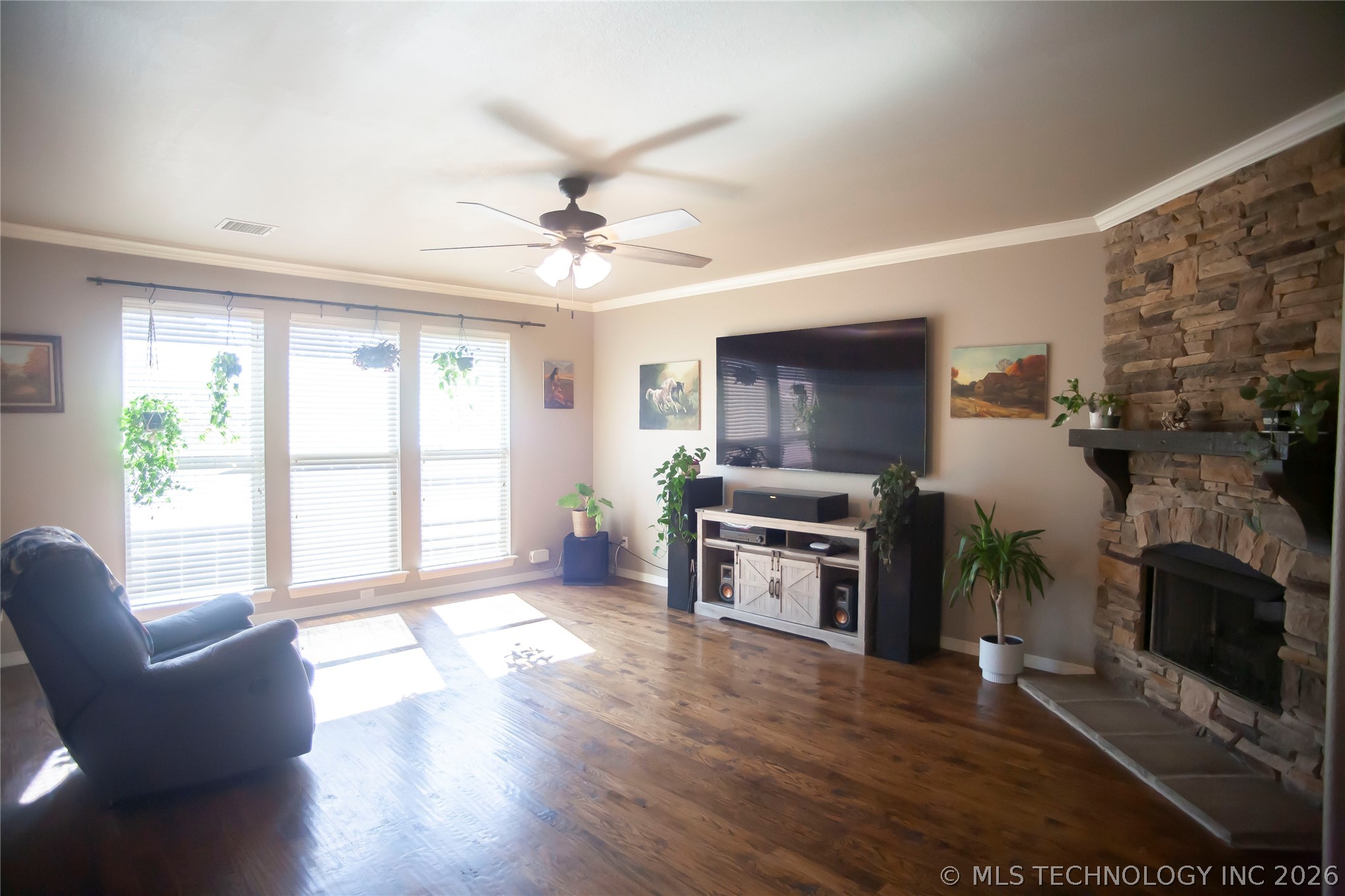 18628 E 43rd Place Property Photo 13